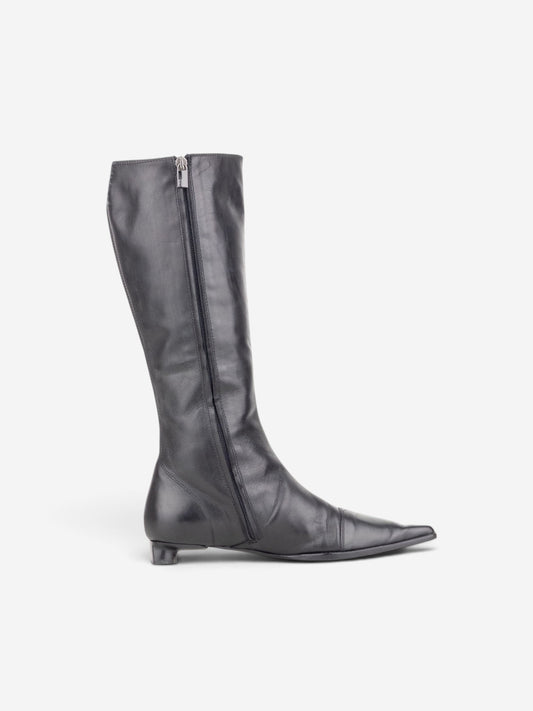 Fendi by Karl Lagerfeld 2000s Mid-Calf Riding Boots – profile view