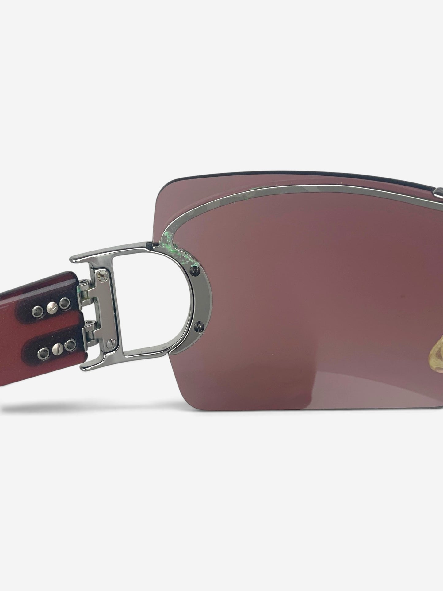 Dior by Galliano 2000s 'Airspeed 1' Logo Wrap Mask Shield Sunglasses – D logo and lens detail