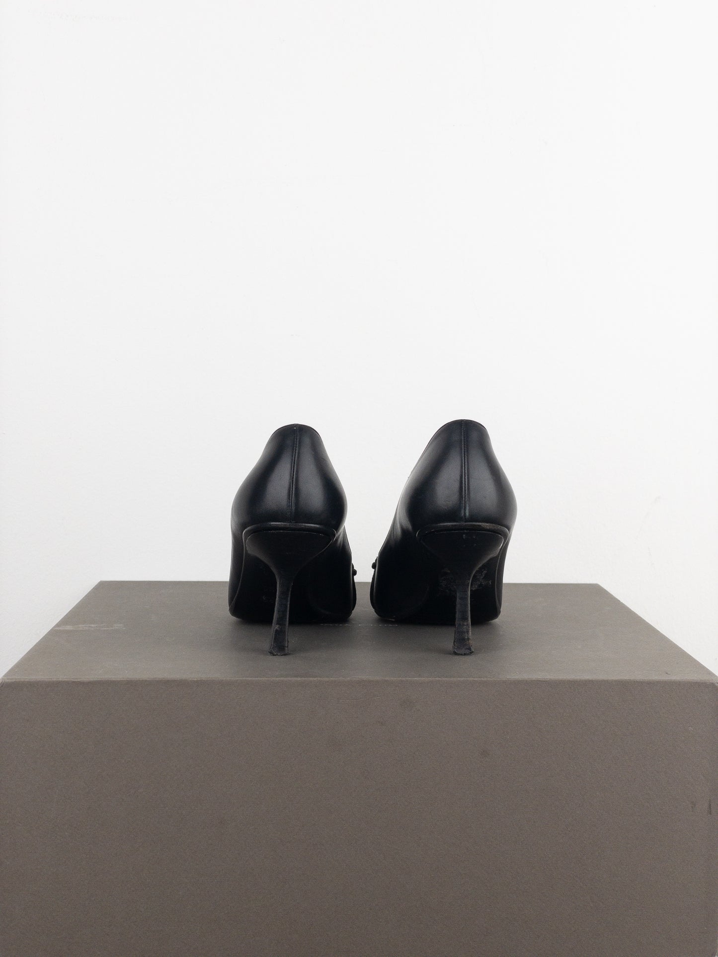Gucci by Tom Ford 1990s Pointed-Toe Horsebit Pump Heels
