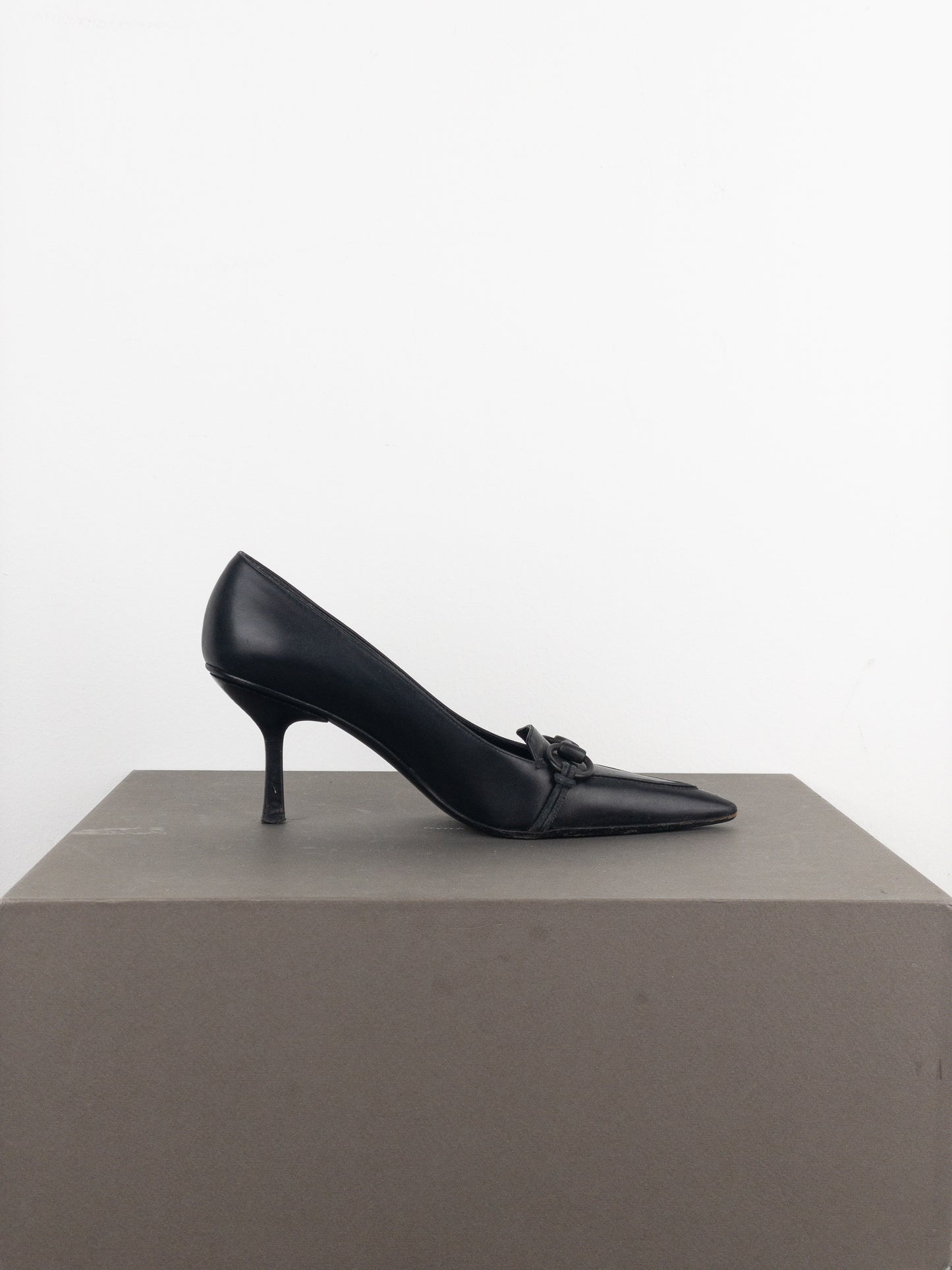 Gucci by Tom Ford 1990s Pointed-Toe Horsebit Pump Heels
