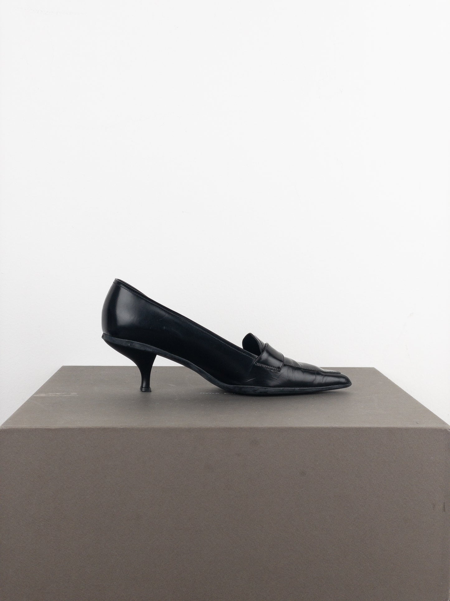 Prada 2000s Pointed Toe Pump Kitten Heels