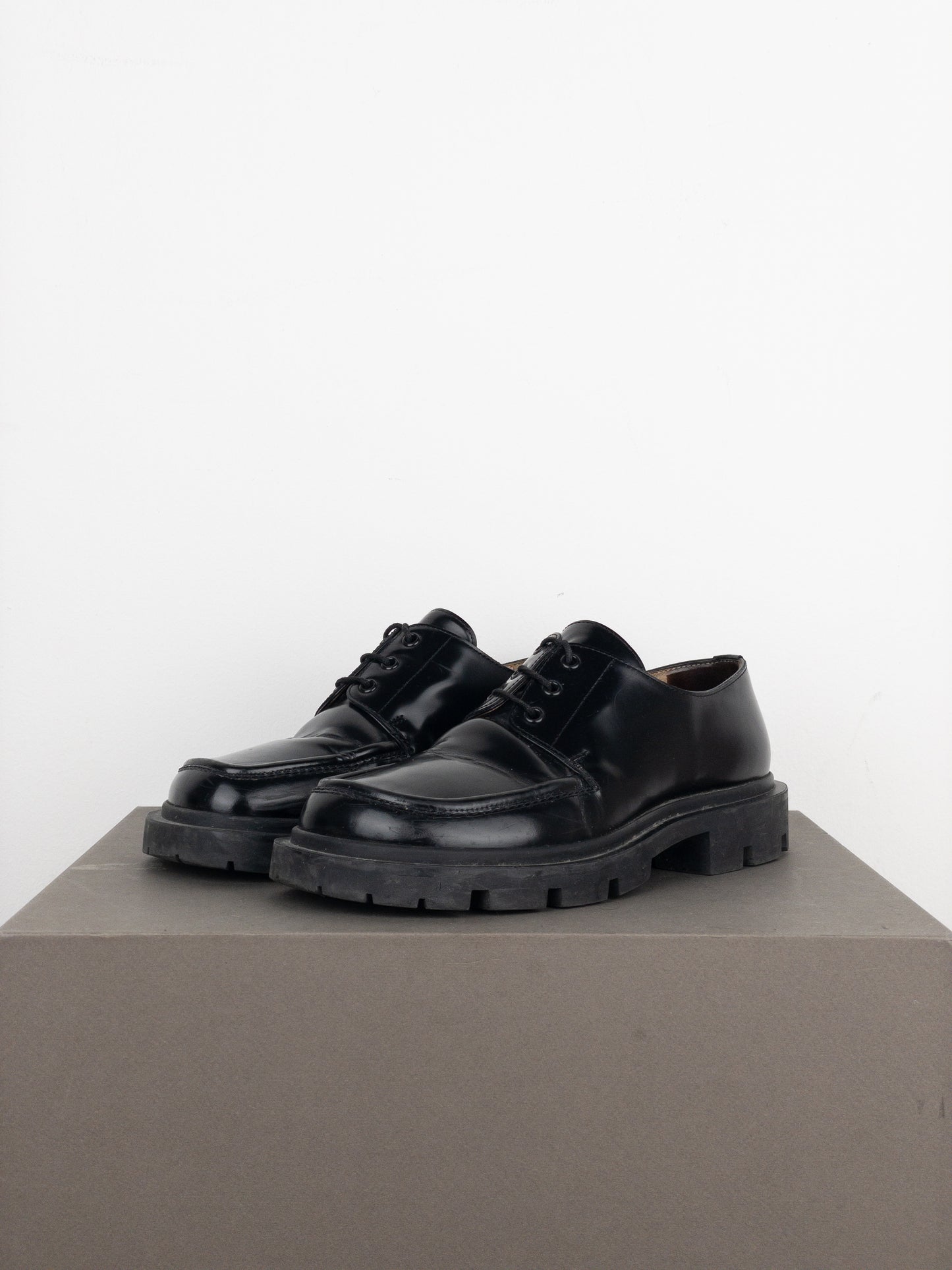 Maison Margiela Square Toe Lugsole ‘Ivy’ Derby Shoes