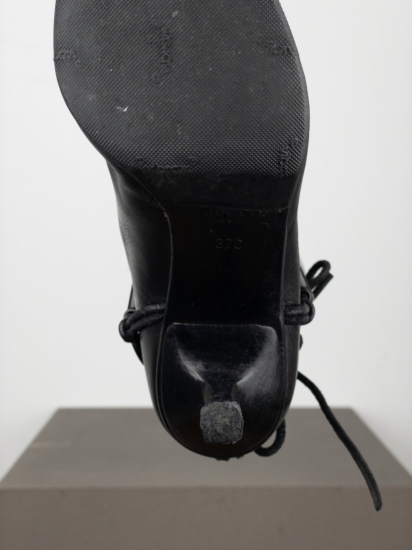 Gucci by Tom Ford AW99 Horsebit Stirrup Harness Riding Heel Boots