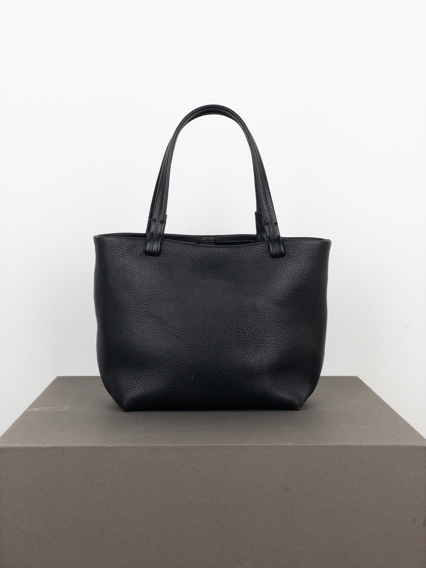 The Row 'Small Park Tote' Bucket Handbag