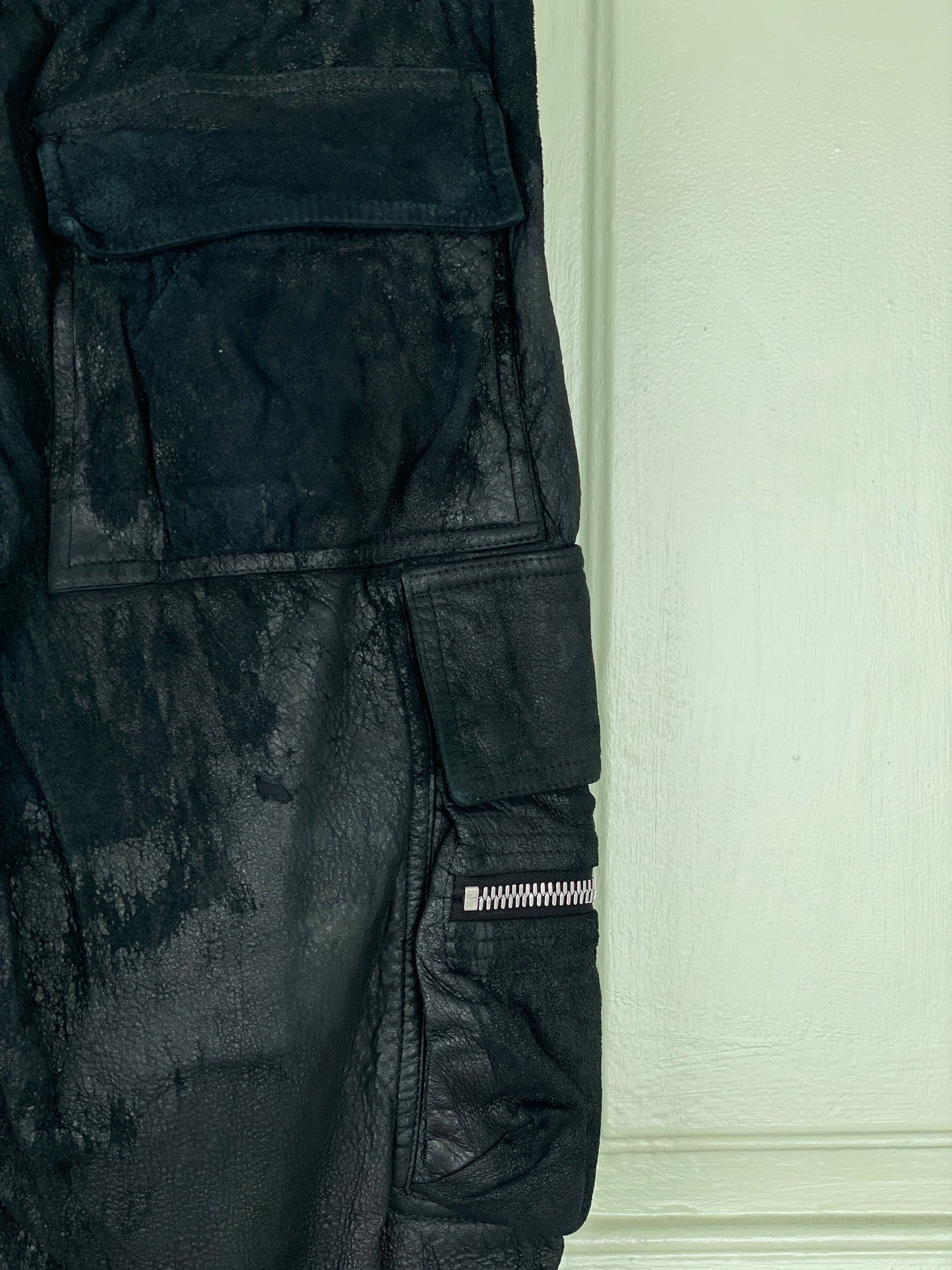 Rick Owens AW18 'SISYPHUS' Blistered Leather `Mastodon´ Cargo Joggers