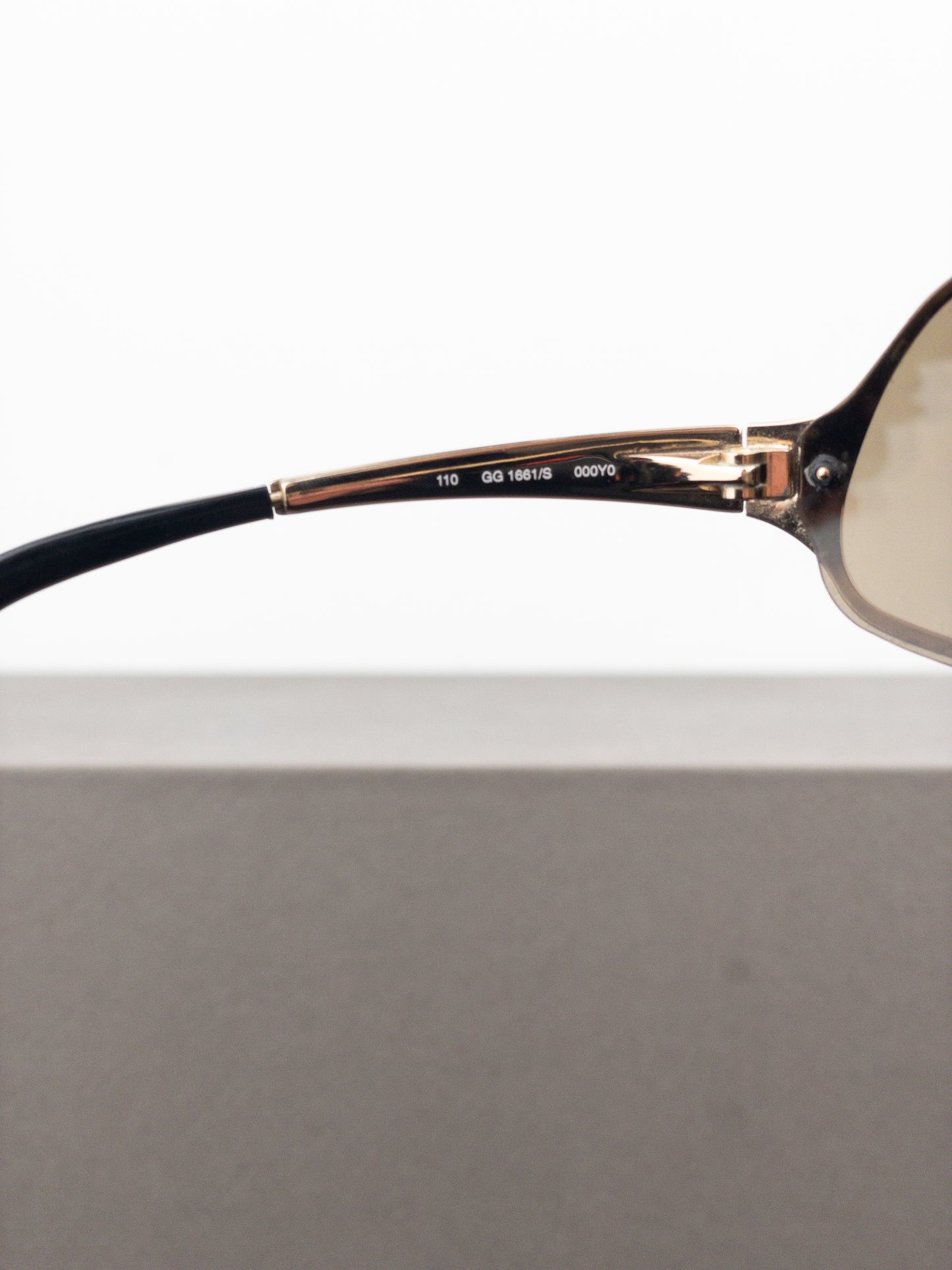 Gucci by Tom Ford SS01 ‘GG1661/S’ Wrap Mask Shield Sunglasses