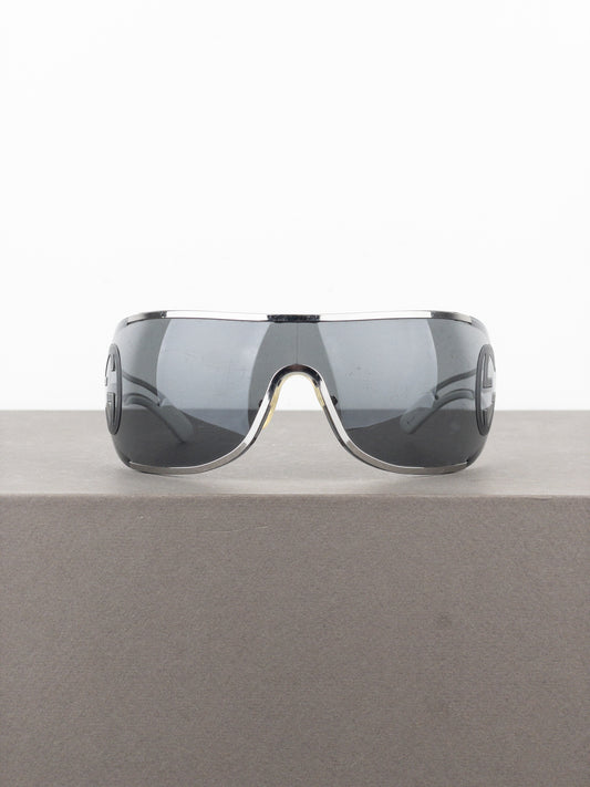 Gucci by Tom Ford 2000s GG2800S Logo Wrap Mask Shield Sunglasses