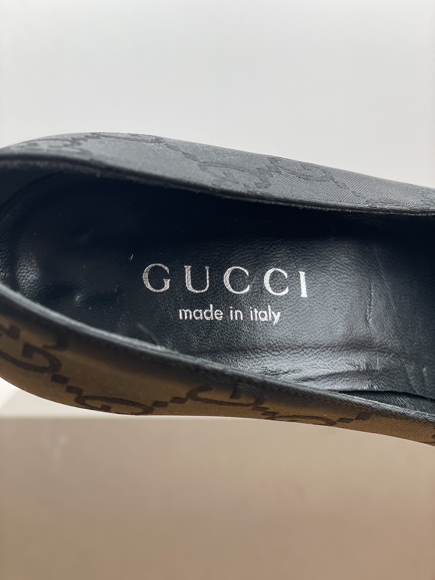 Gucci by Tom Ford SS98 Square Toe Monogram Pump Heels