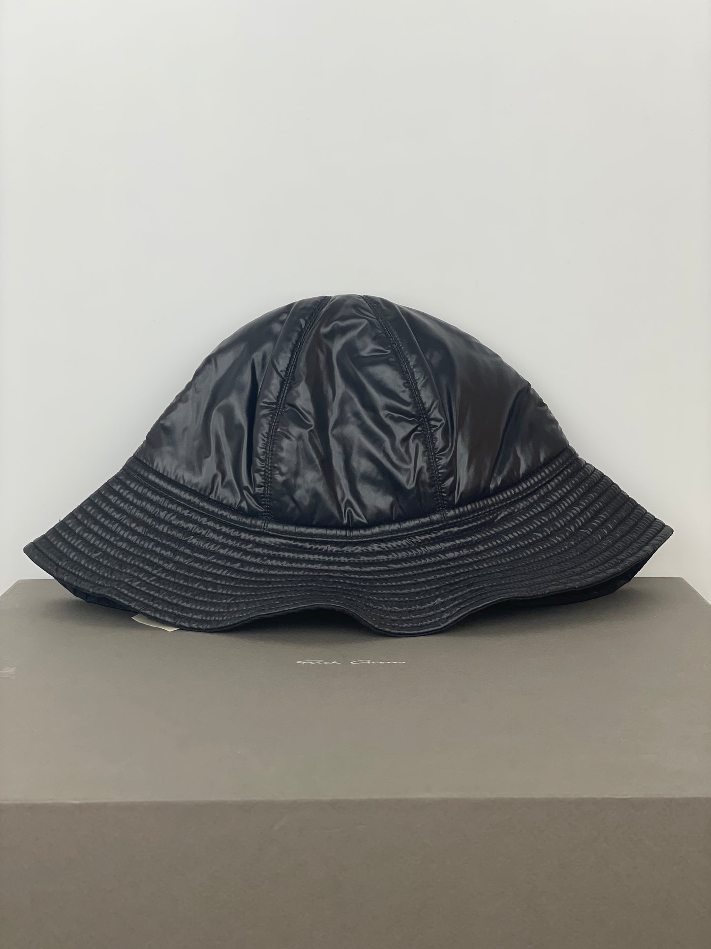 Rick Owens DRKSHDW AW20 "Performa" Gilligan / Bucket Hat
