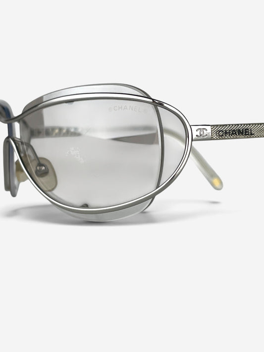Chanel by Karl Lagerfeld 2000s '4027' Rimless Sports Goggle Sunglasses – frame and nose pad detail
