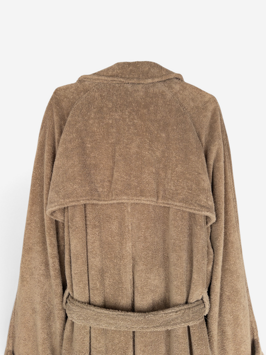 Balenciaga AW22 Double-Breasted Towel Trench Coat – shoulder flap detail