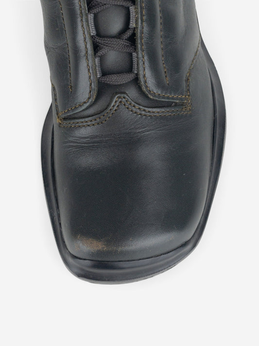 Prada AW99 Square Toe Vibram Combat Boots – detail view