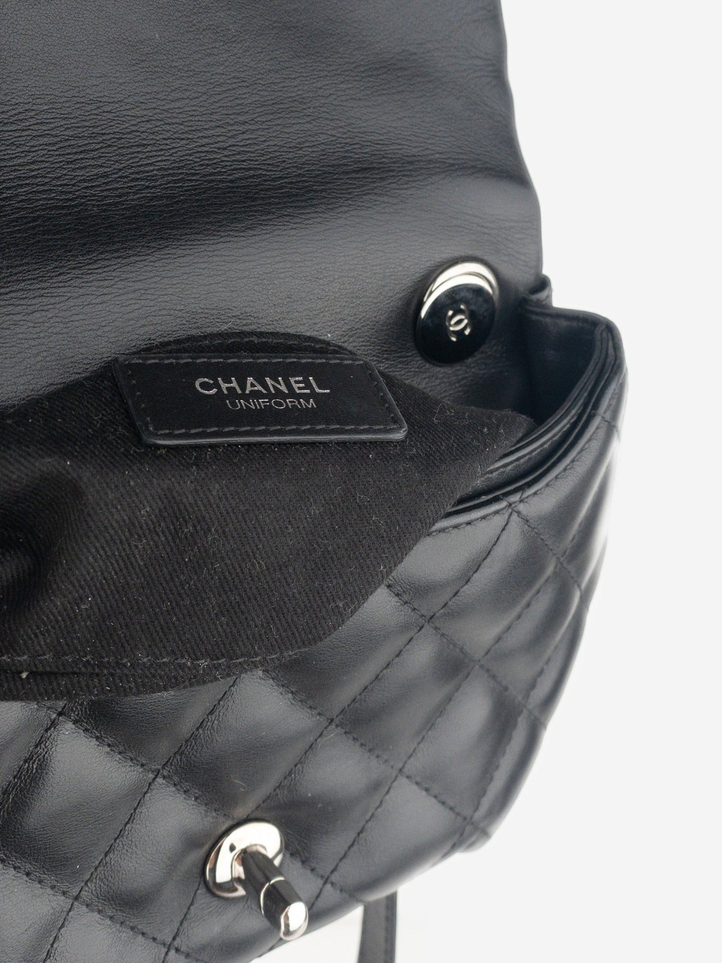 Chanel ‘Uniform’ CC Quilted Flap Waist Belt Bag – photo 14