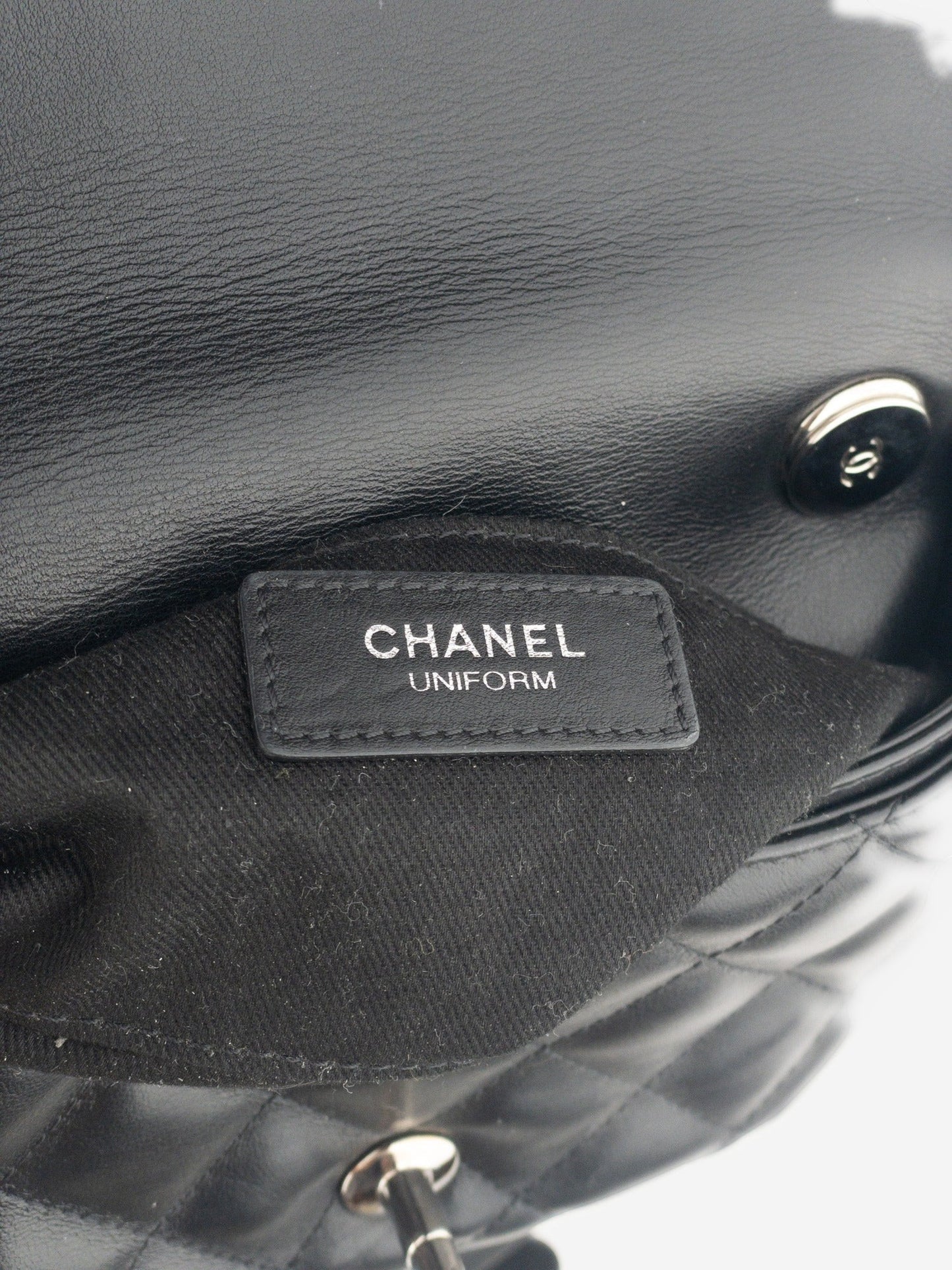 Chanel ‘Uniform’ CC Quilted Flap Waist Belt Bag – photo 15