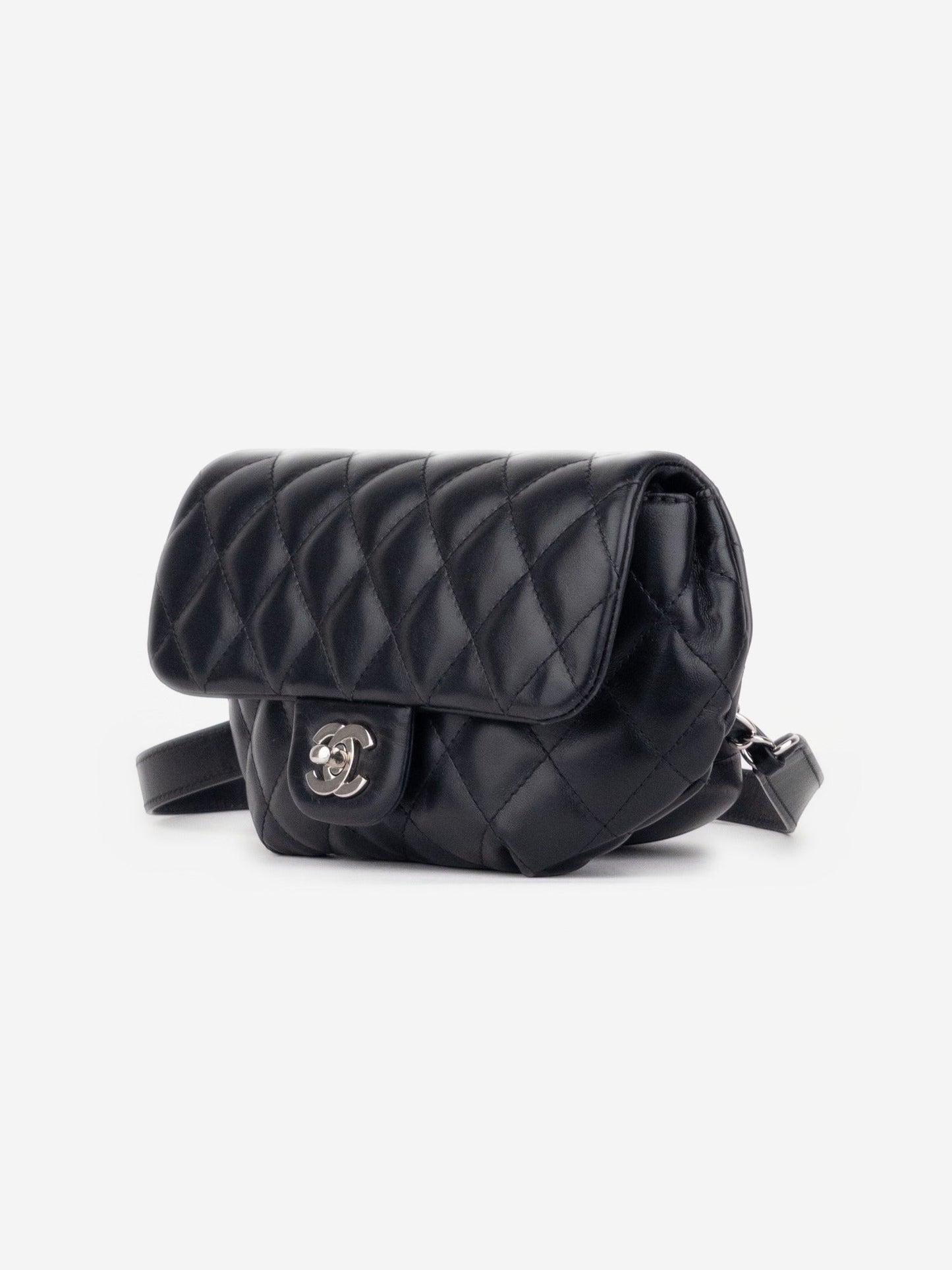 Chanel ‘Uniform’ CC Quilted Flap Waist Belt Bag – photo 2