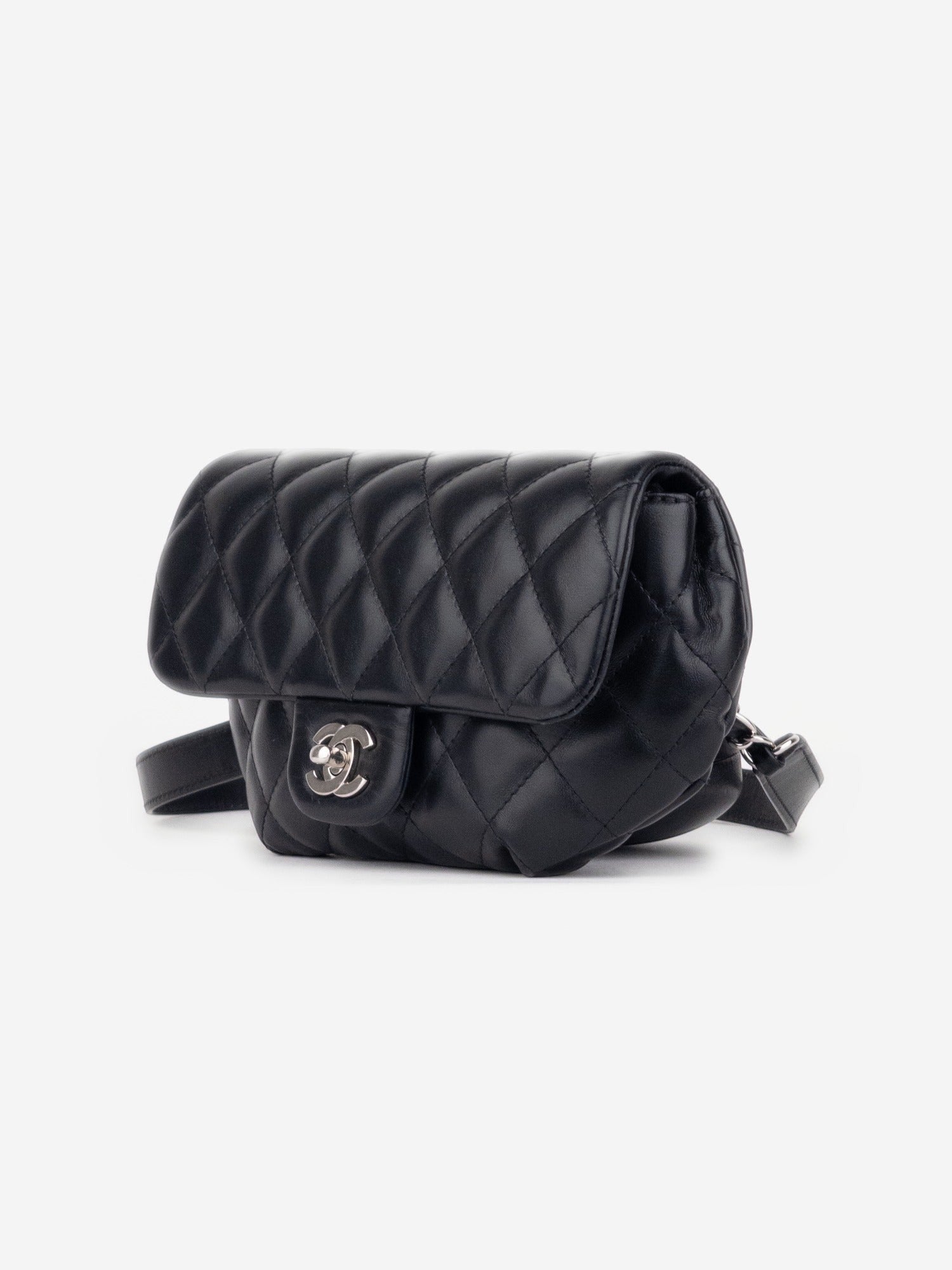 Chanel ‘Uniform’ CC Quilted Flap Waist Belt Bag – photo 2