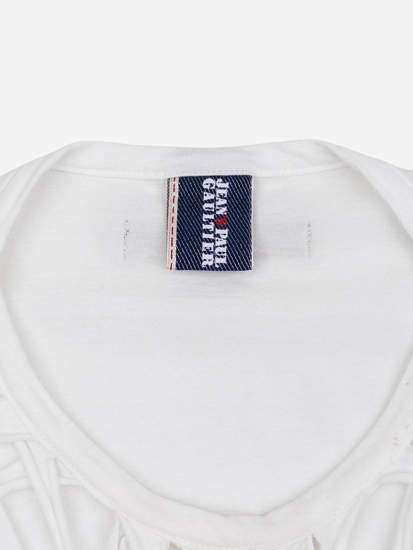 Jean Paul Gaultier 1990s Spiderweb Bondage Macramé T-Shirt – neckline and brand label
