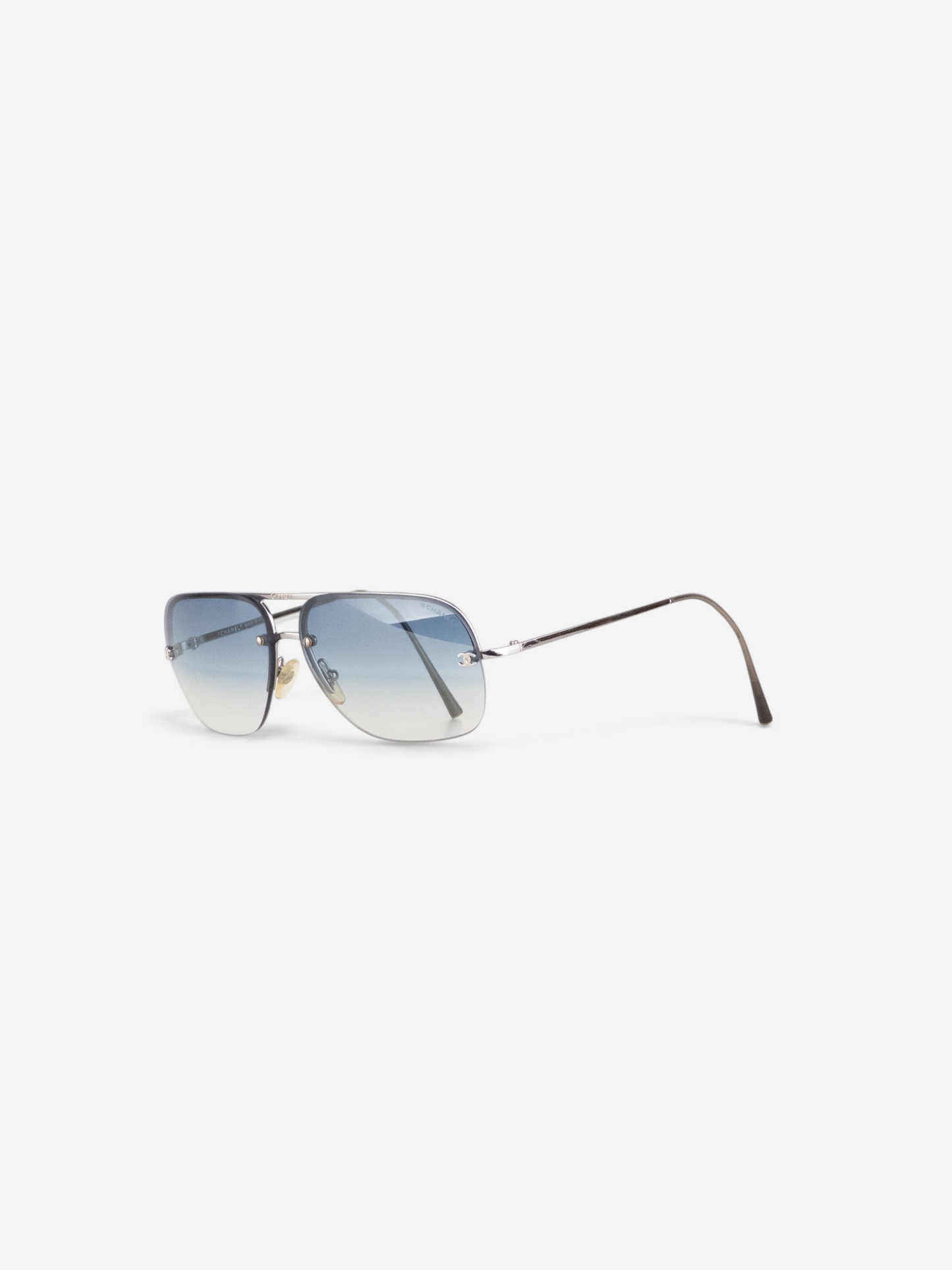 Chanel by Karl Lagerfeld 2000s ‘4012’ Avitor Sunglasses – front view