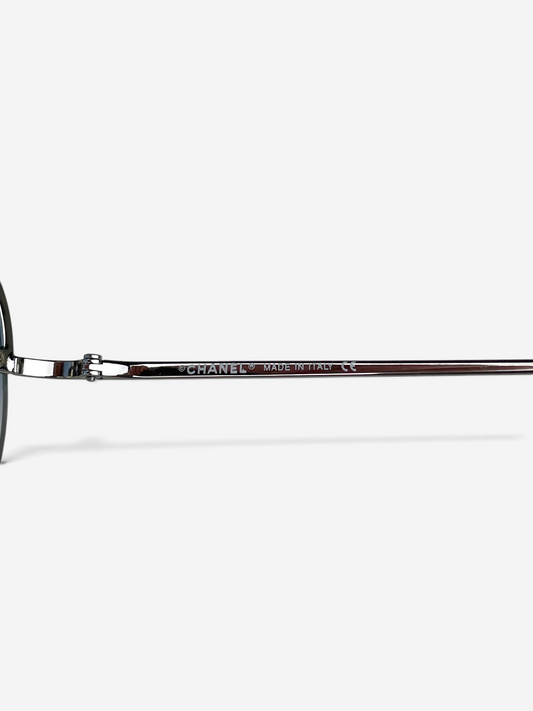 Chanel by Karl Lagerfeld 2000s ‘4012’ Avitor Sunglasses – detail view 2