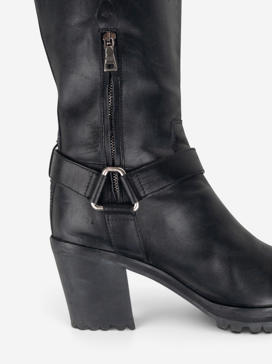 Prada 2000s Knee-High Harness Buckle Biker Cowboy Boots – harness and heel detail