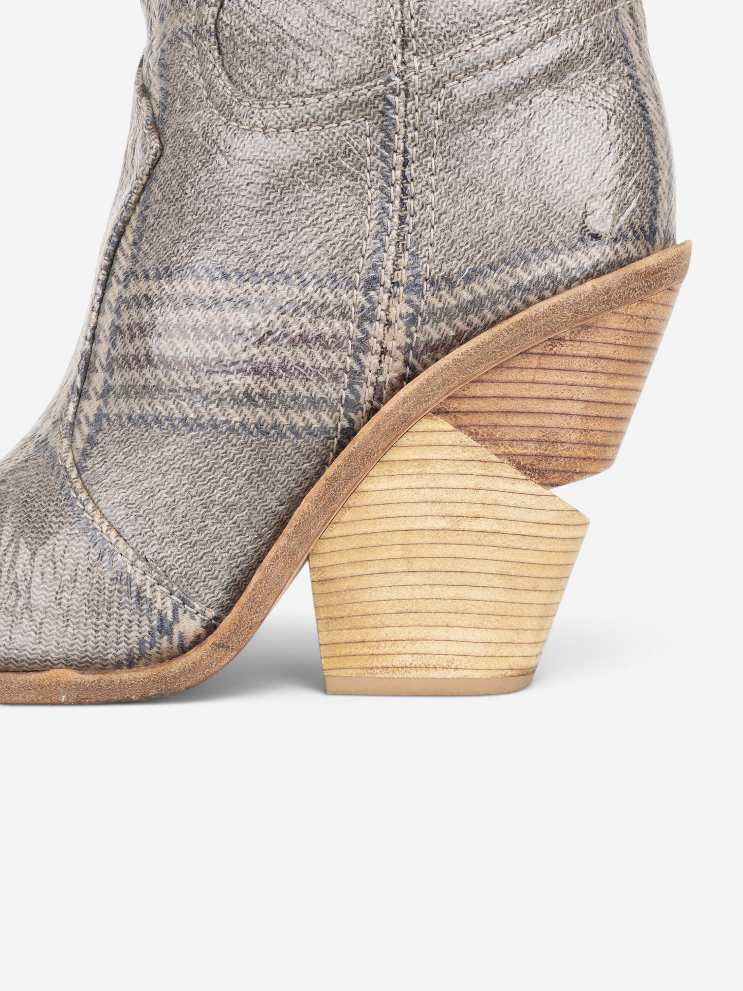 Fendi AW18 Coated Plaid Western Cowboy Boots – wooden heel detail