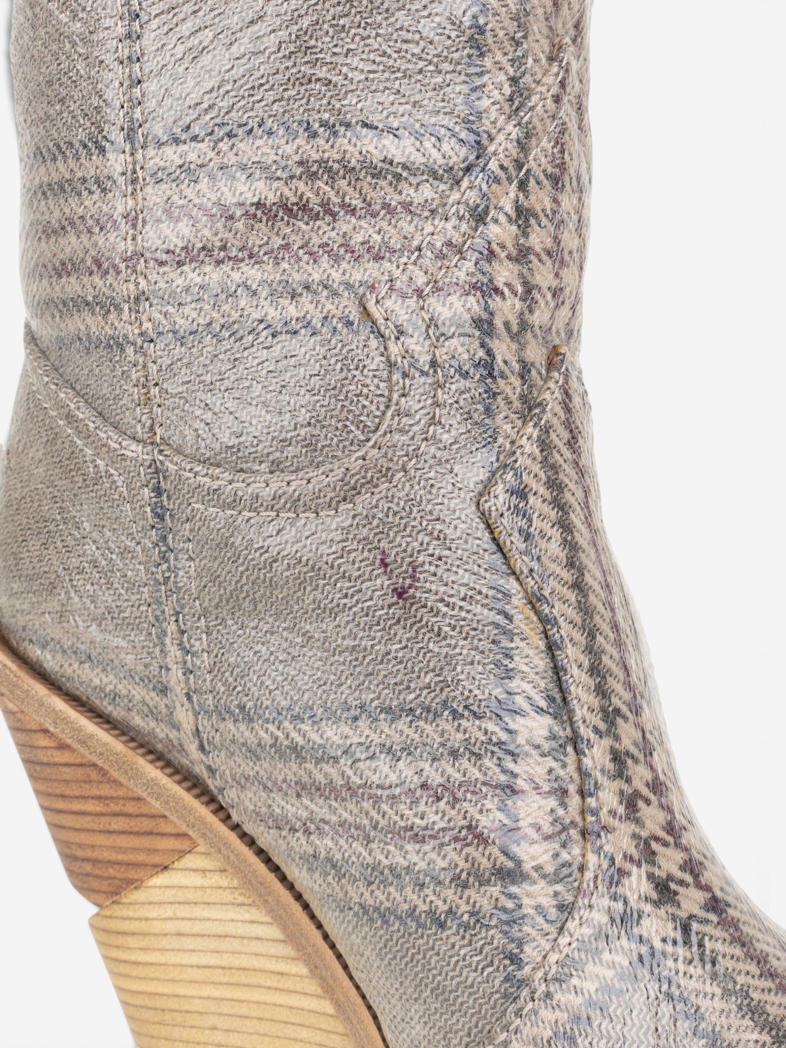Fendi AW18 Coated Plaid Western Cowboy Boots – vamp detail