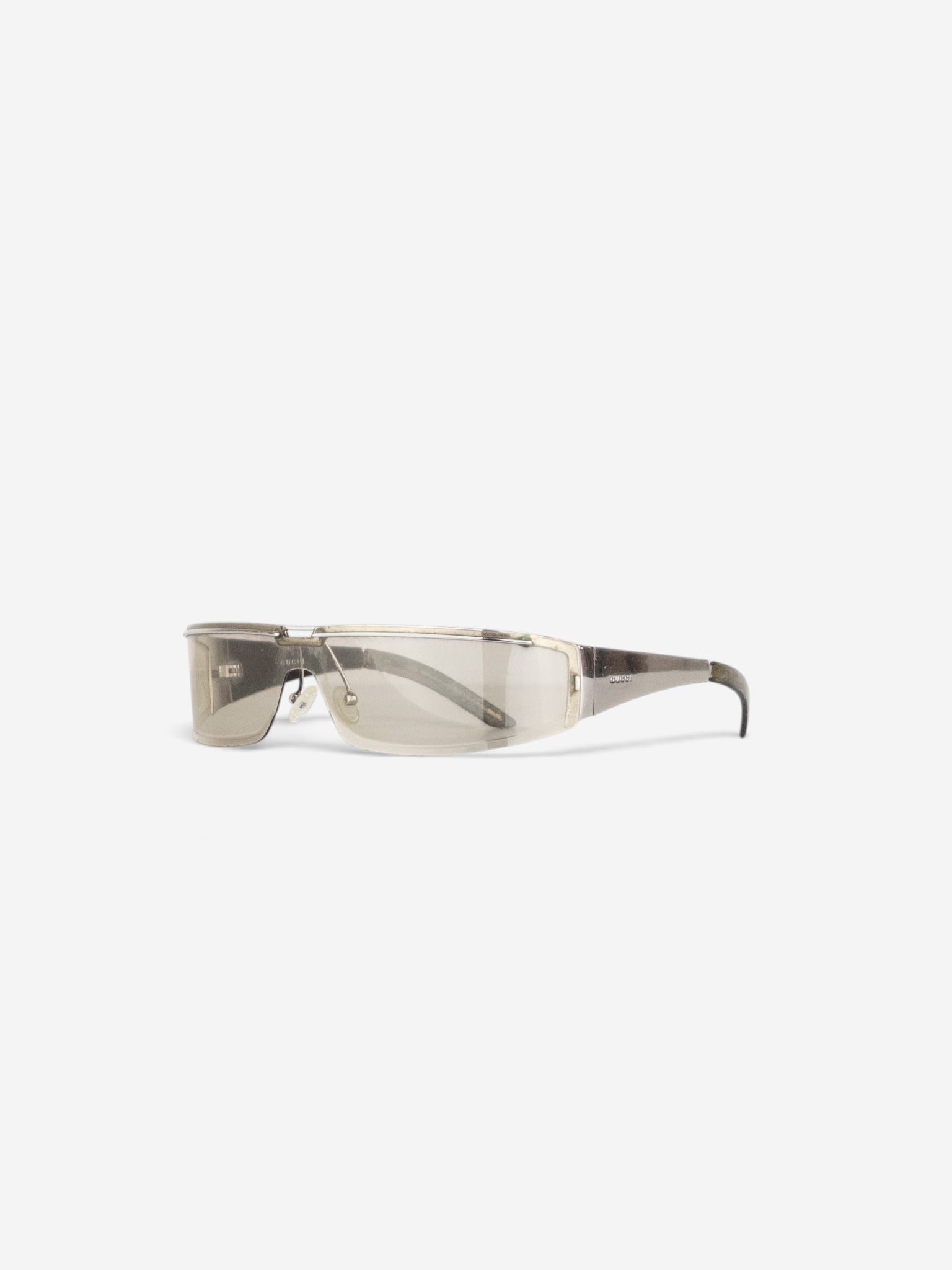 Gucci by Tom Ford 2000s 'GG 1726' Wrap Mask Shield Sunglasses – angled view