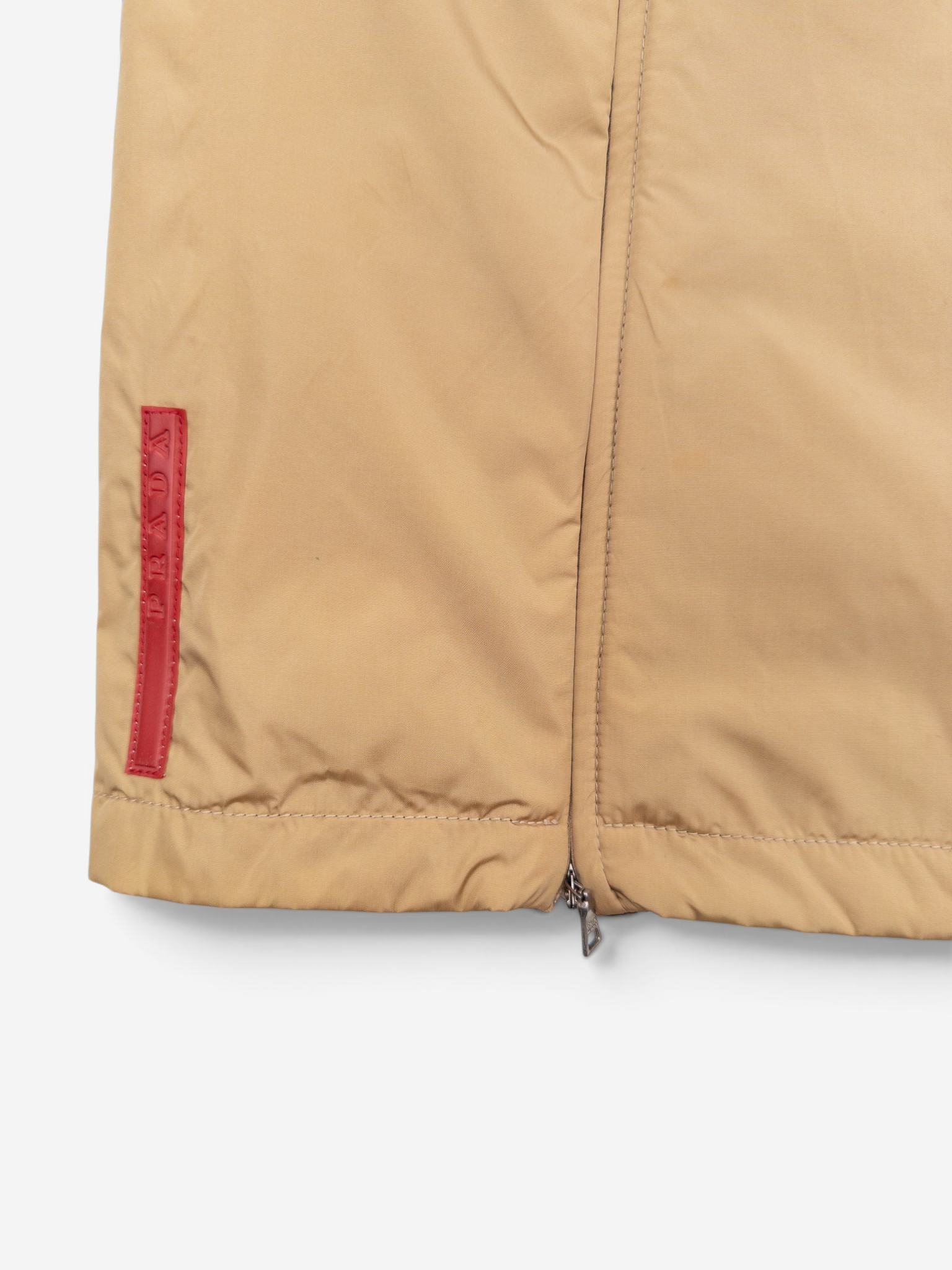 Prada AW99 Linea Rossa Red Tab Double Zipper Midi Skirt – zipper detail