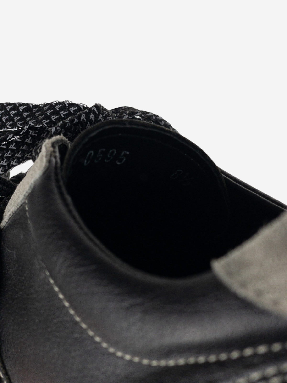 Miu Miu 2000s Sports Logo Low-Top Sneakers – view 9