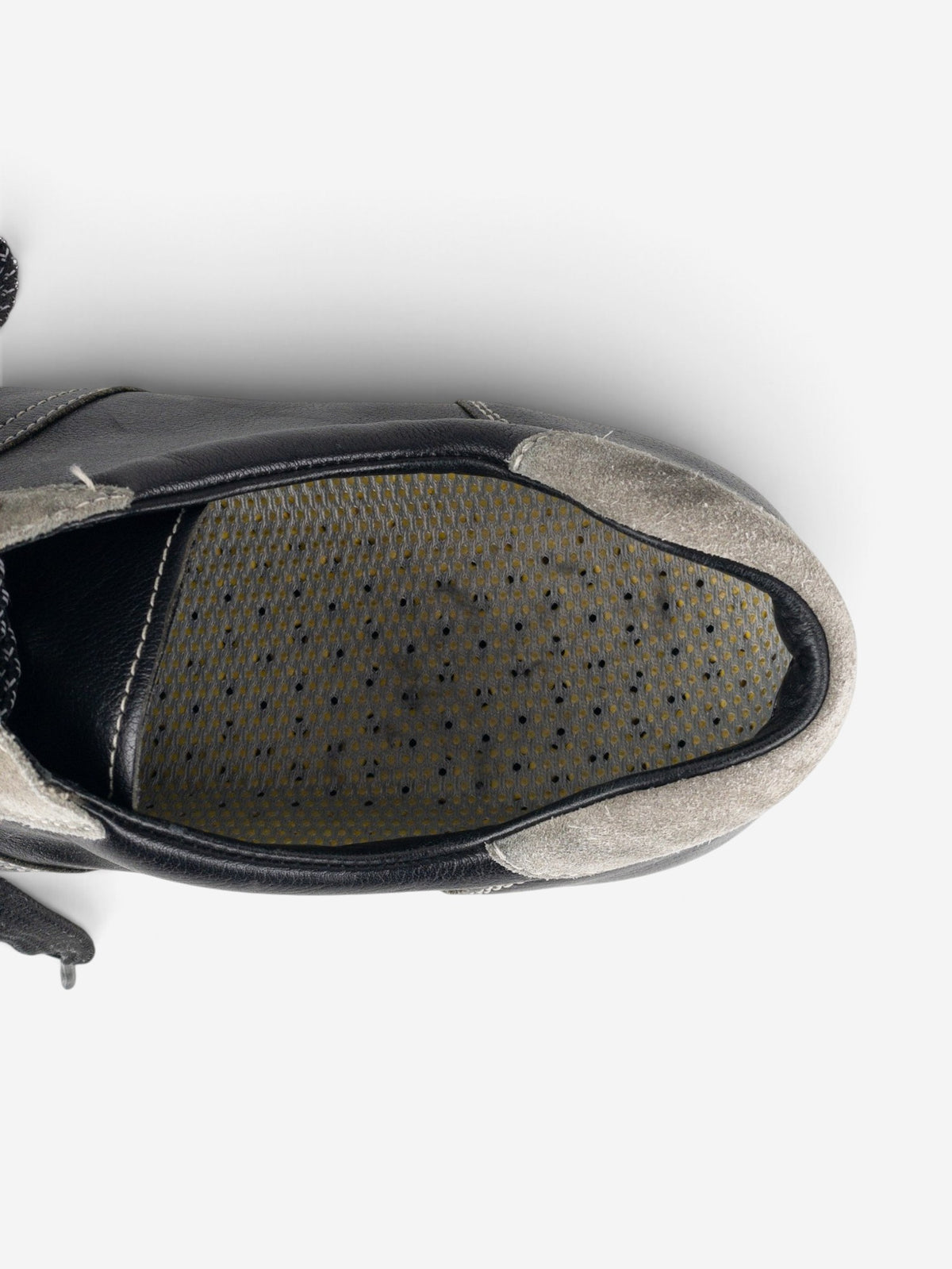Miu Miu 2000s Sports Logo Low-Top Sneakers – view 10