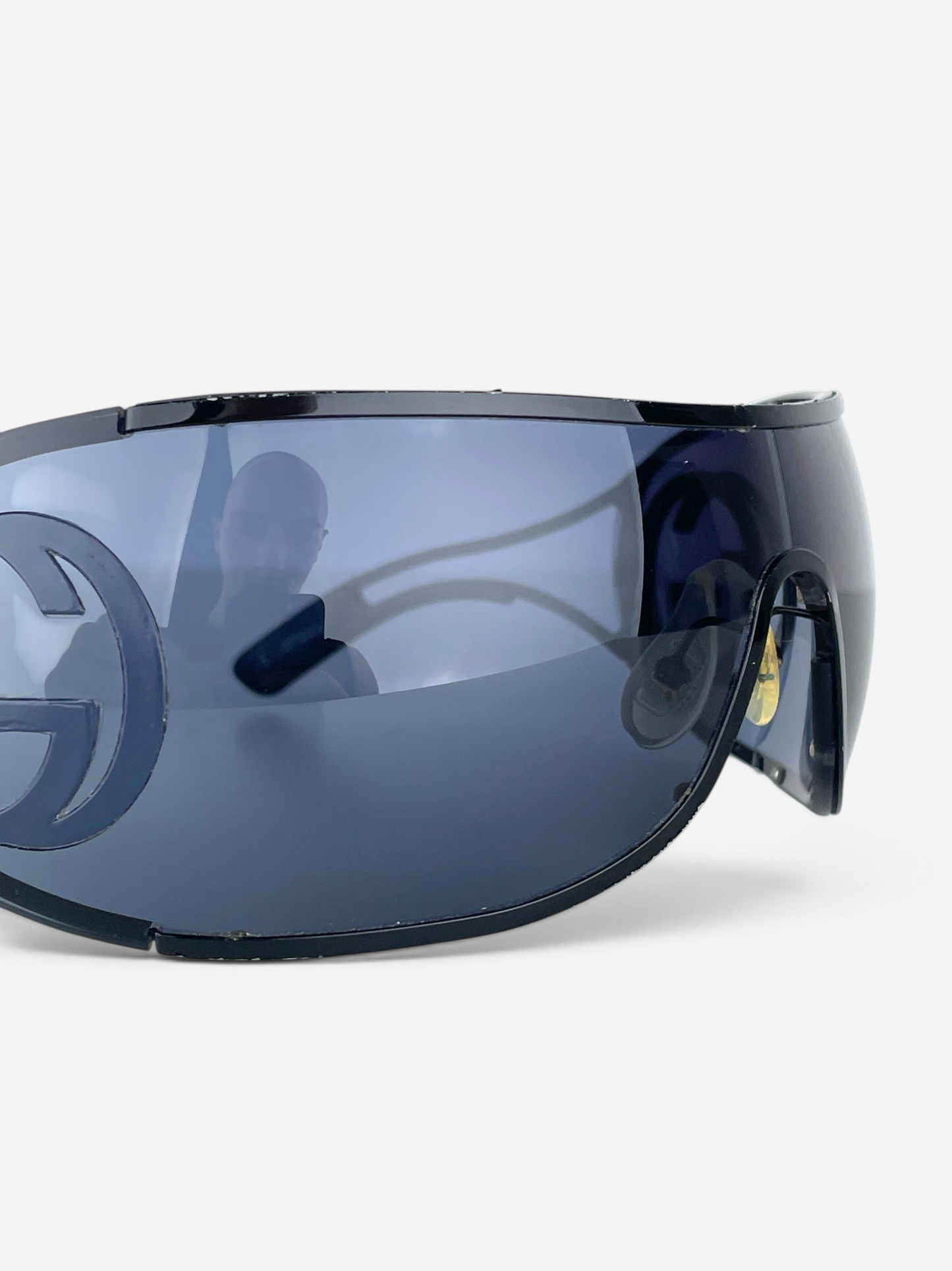 Gucci by Tom Ford 2000s 'GG 2799S' Wrap Mask Shield Sunglasses – detail view 2
