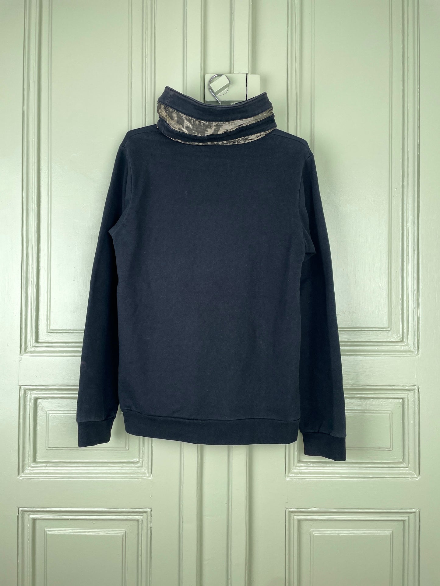 Raf Simons AW06 LA DEFENSE `Alien´ Accordion Turtleneck Sweatshirt