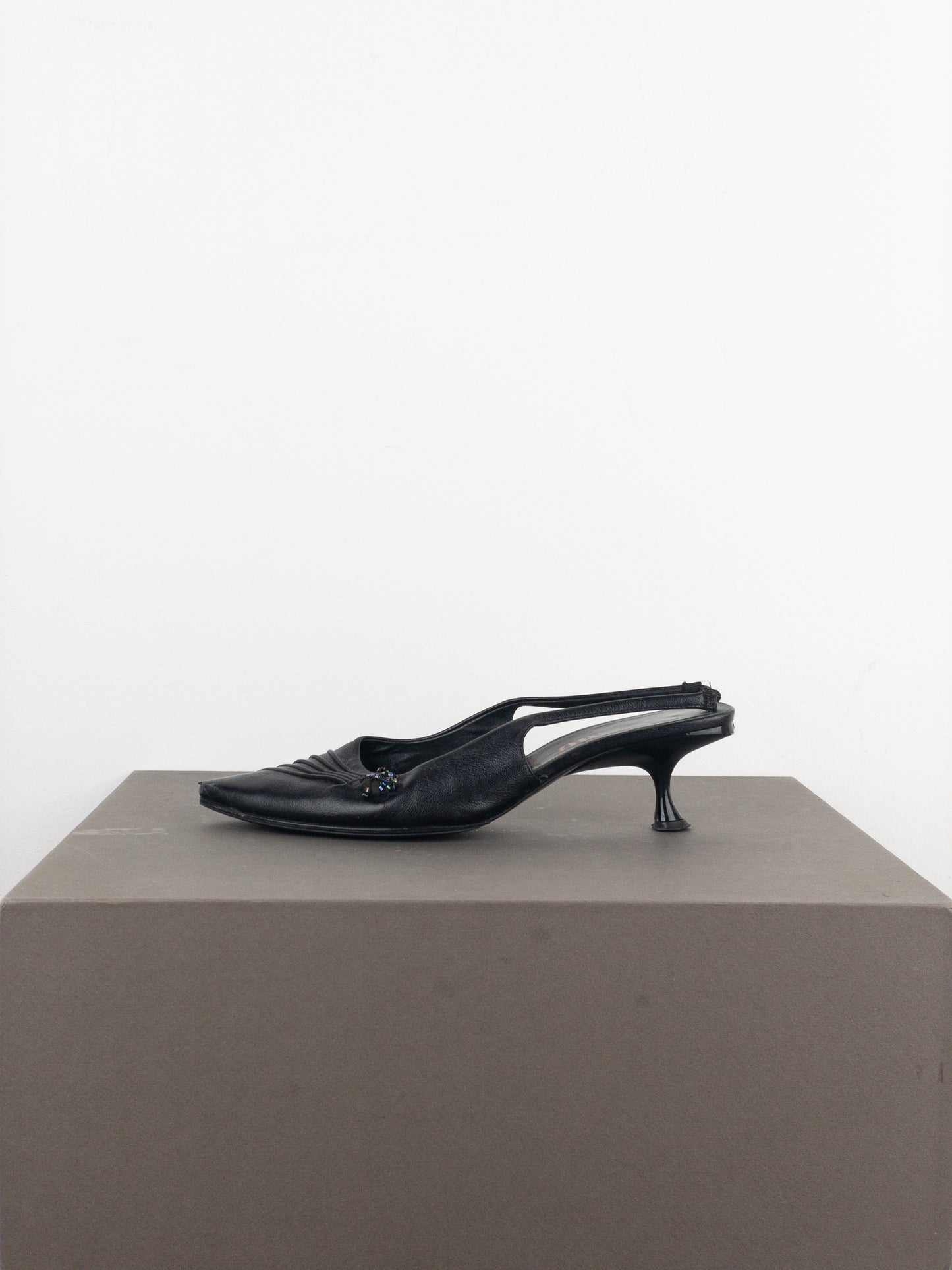 Miu Miu SS00 Pointed Toe Slingback Kitten Heels