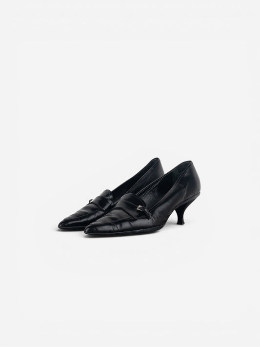 Prada 2000s Pointed Toe Pump Kitten Heels