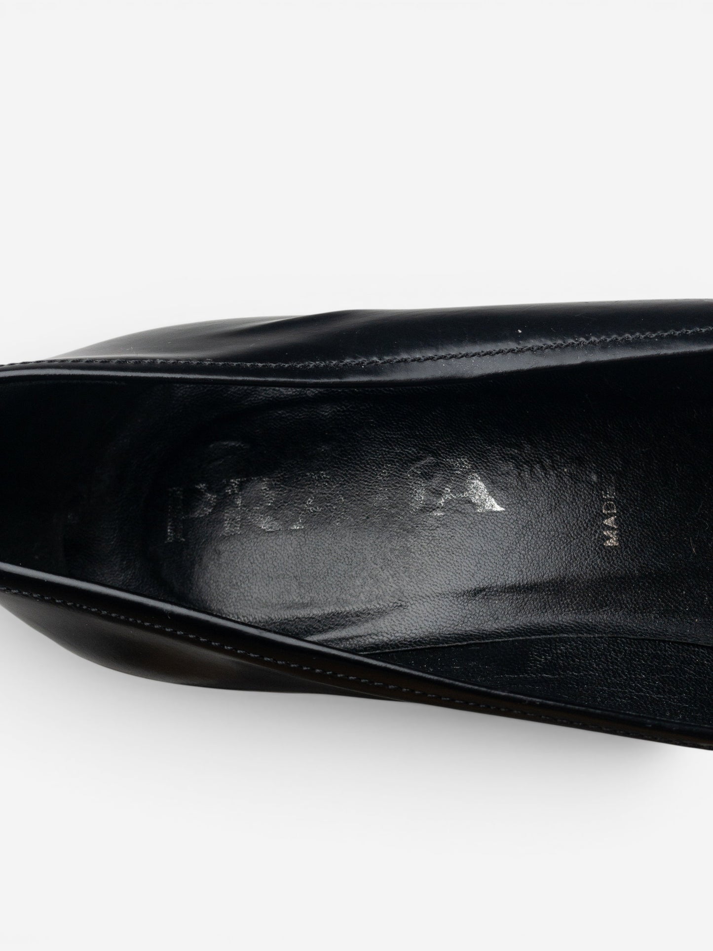 Prada 2000s Pointed Toe Pump Kitten Heels – photo 8