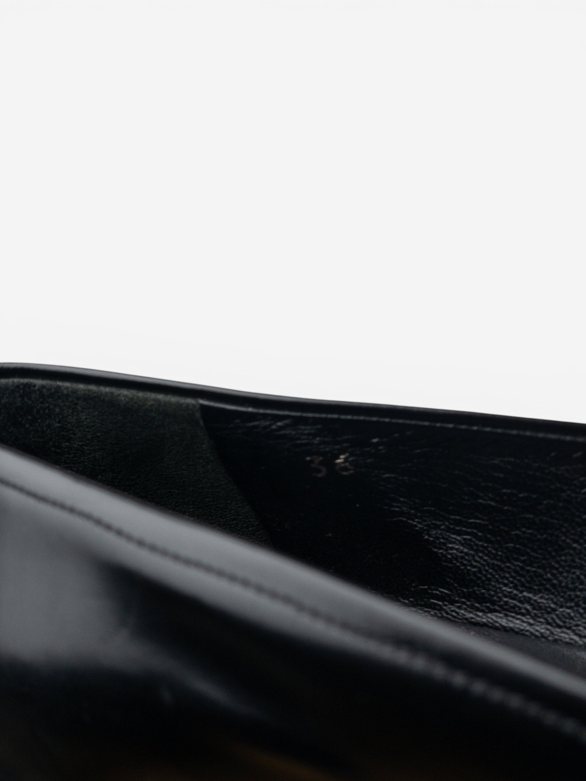 Prada 2000s Pointed Toe Pump Kitten Heels – photo 9