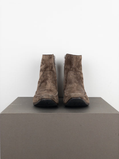 Yves Saint Laurent Rive Gauche by Tom Ford 1990s Suede Zip Ankle Boots