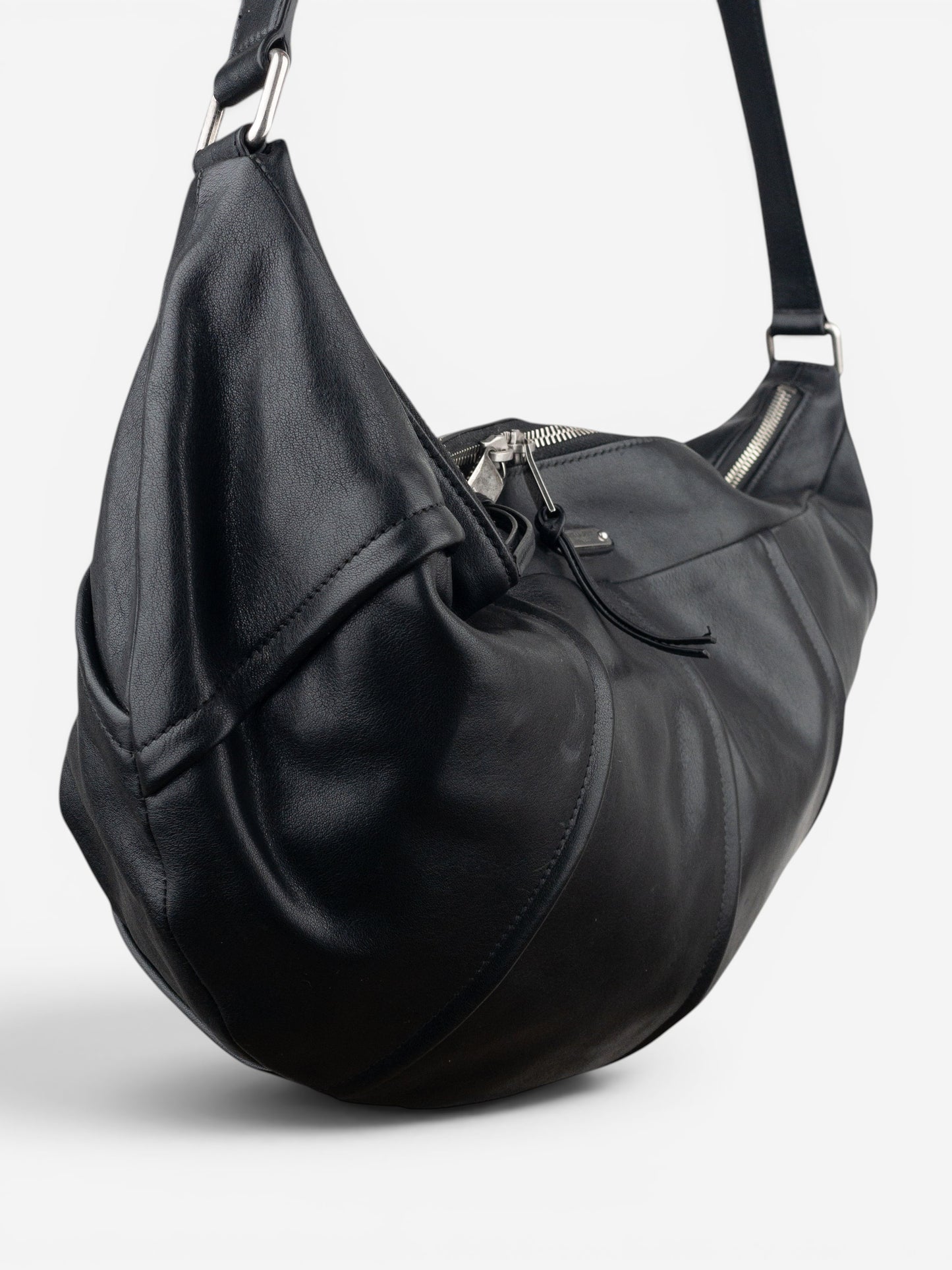 Saint Laurent by Hedi Slimane Leather Sling Bag – photo 10