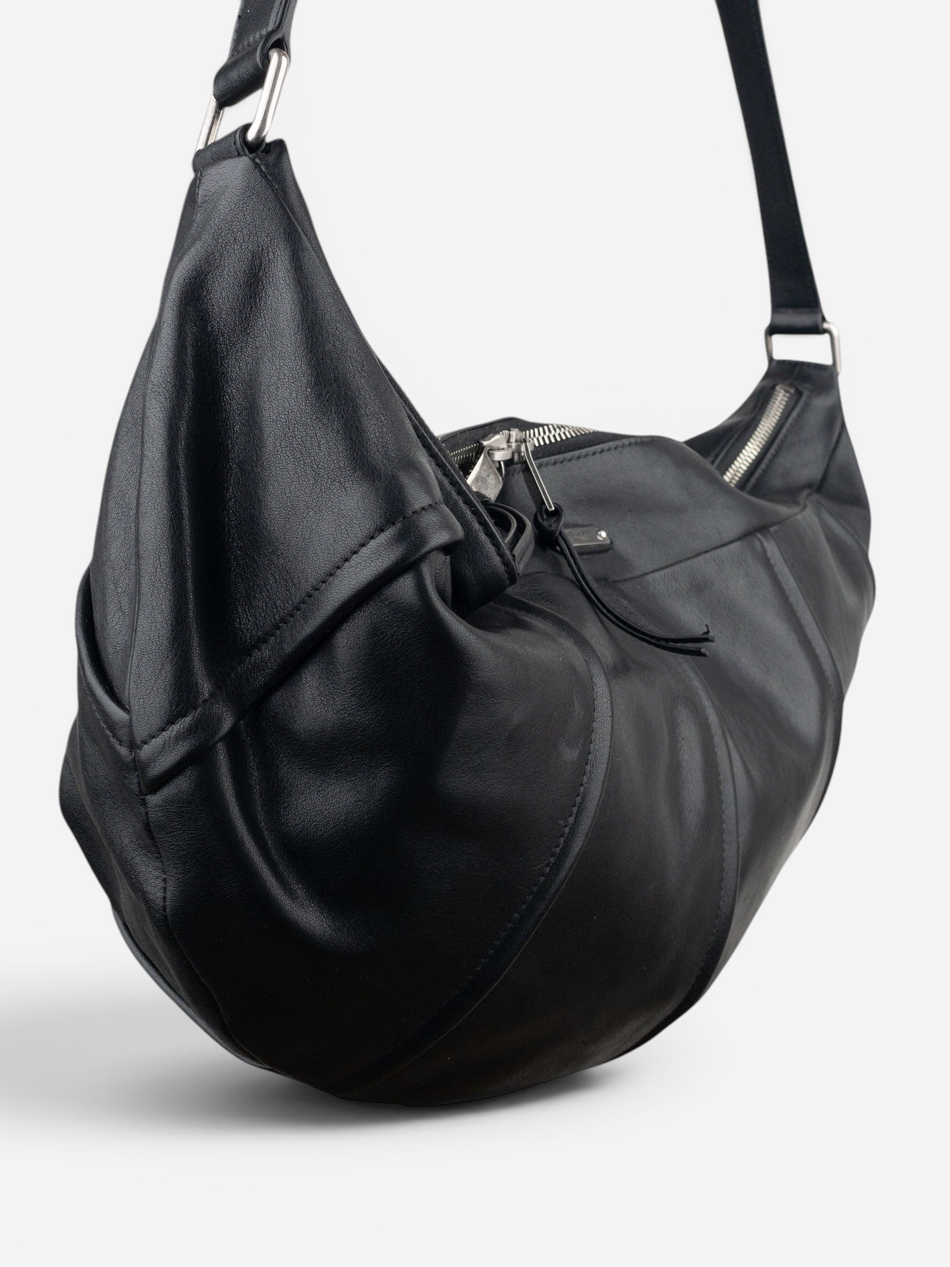 Saint Laurent by Hedi Slimane Leather Sling Bag – photo 10