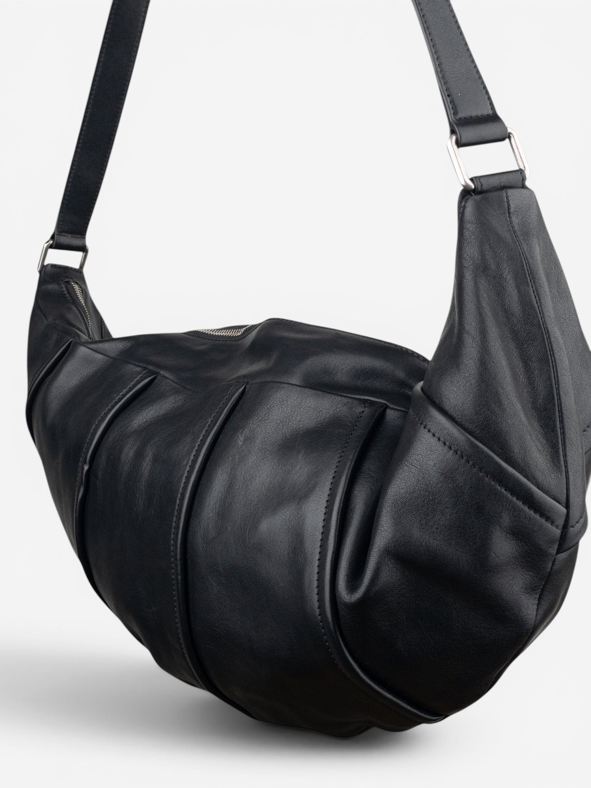 Saint Laurent by Hedi Slimane Leather Sling Bag – photo 12