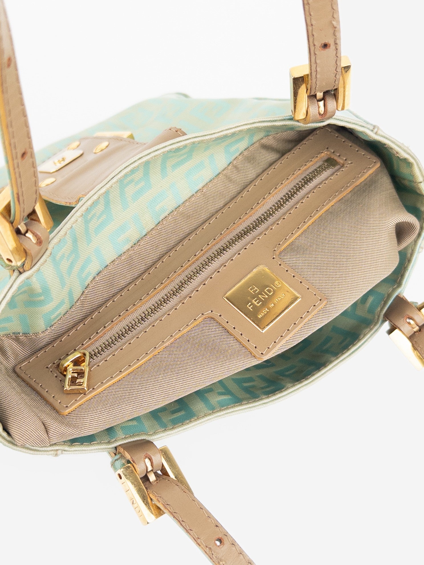 Fendi 2000s Patent Zucchino Monogram Bucket Handbag – photo 9