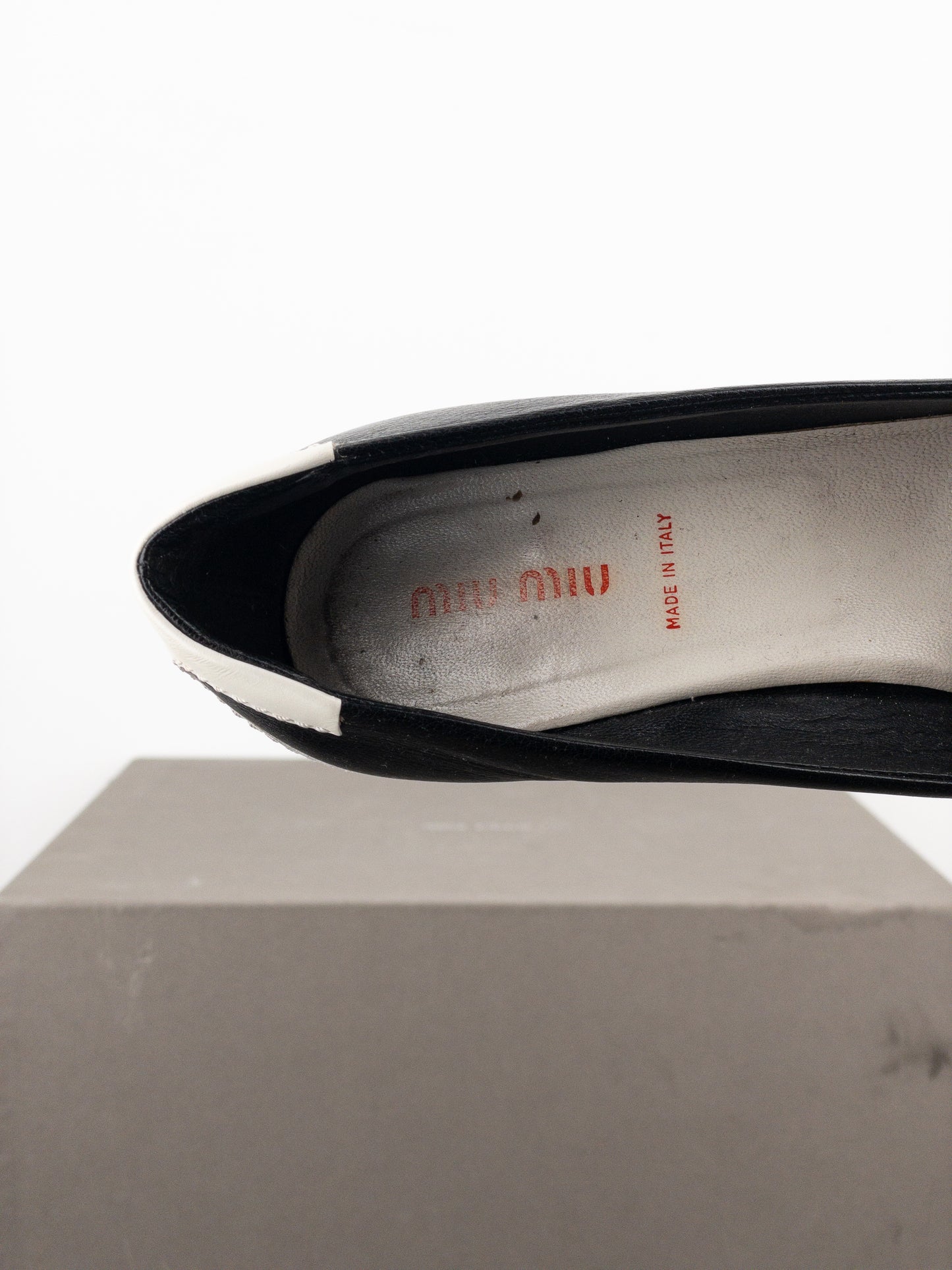 Miu Miu 2000s Lace-Up Pump Kitten Heels