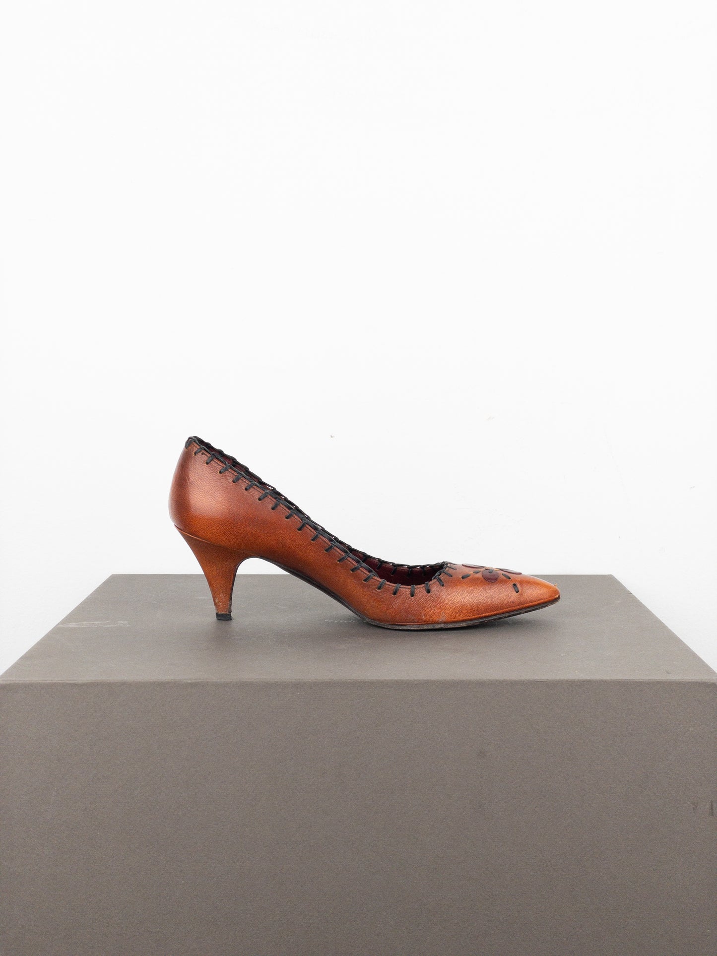 Prada AW99 Leaves Pump Kitten Heels