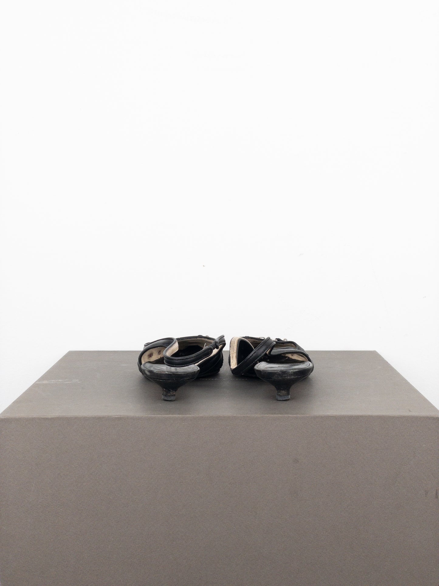 Gucci by Tom Ford 2000s GG Logo Slingback Kitten Heels