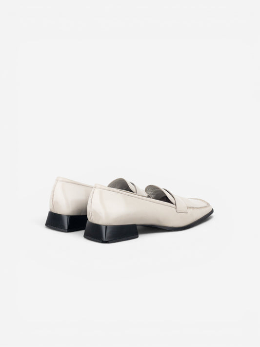 Miu Miu 2000s Square-Toe Penny Loafers – photo 2