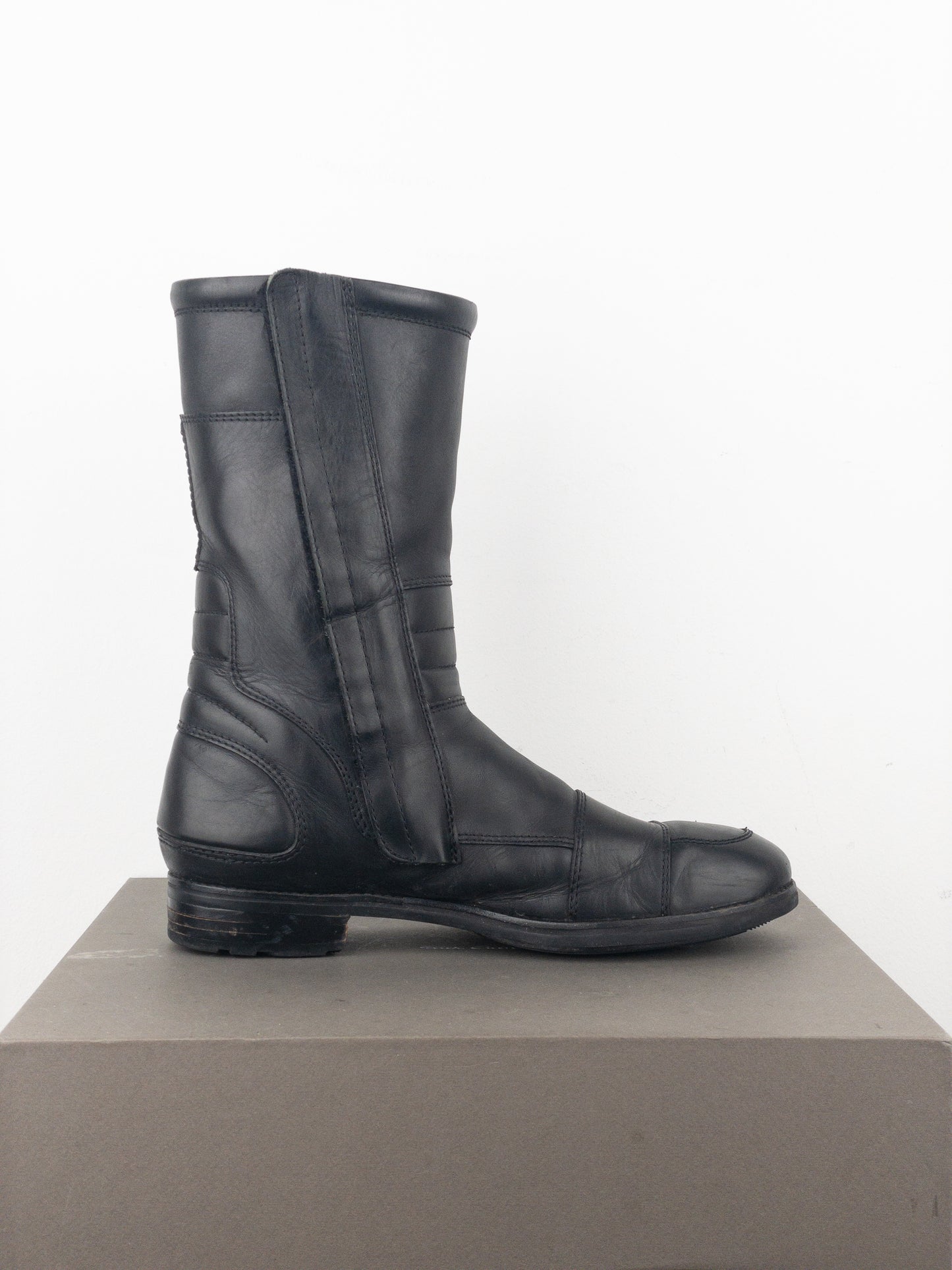 Gucci by Tom Ford AW99 Astro Moto Biker Boots