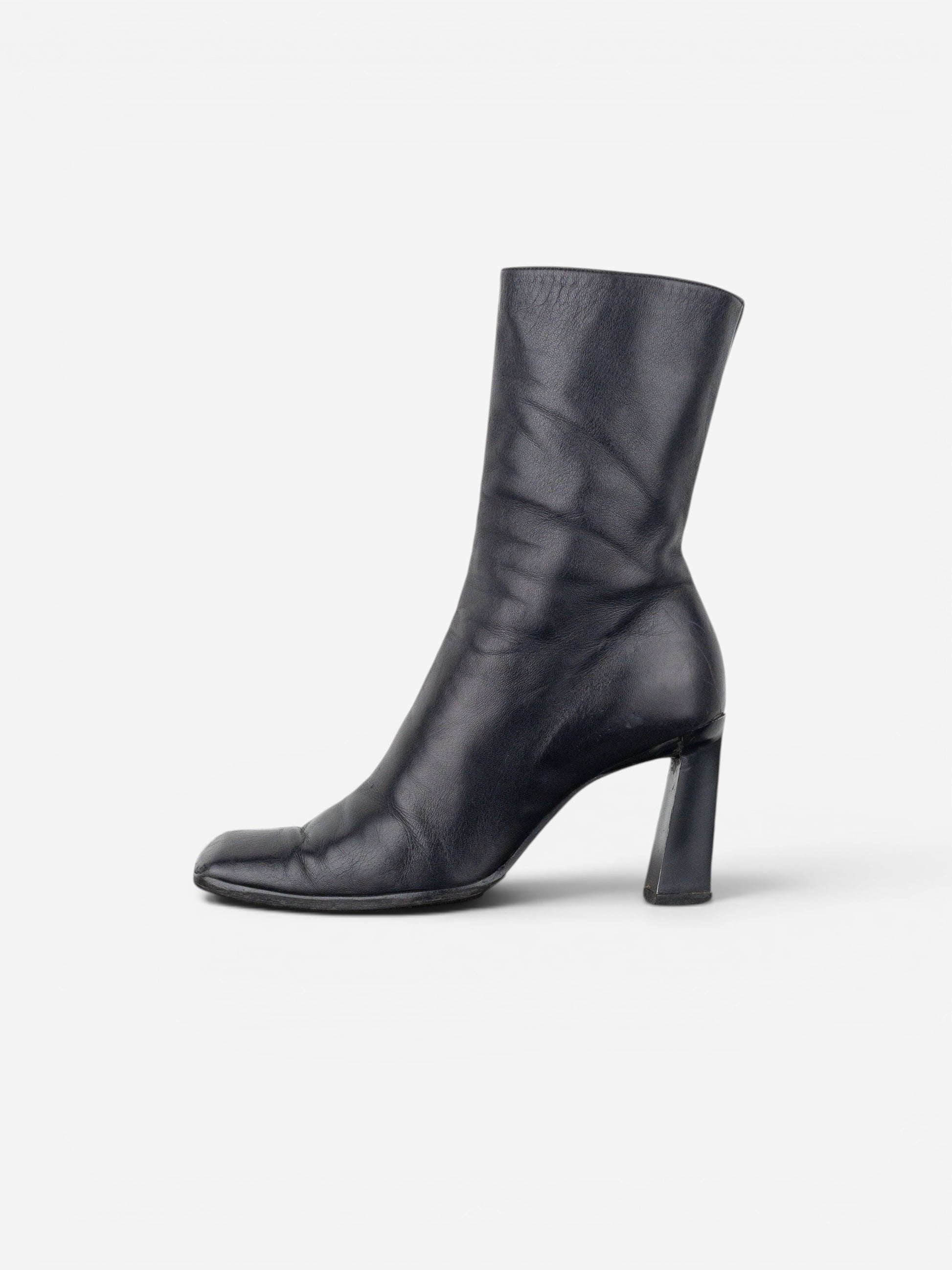Prada AW99 Square-Toe Sculptural Ankle Heel Boots – photo 3