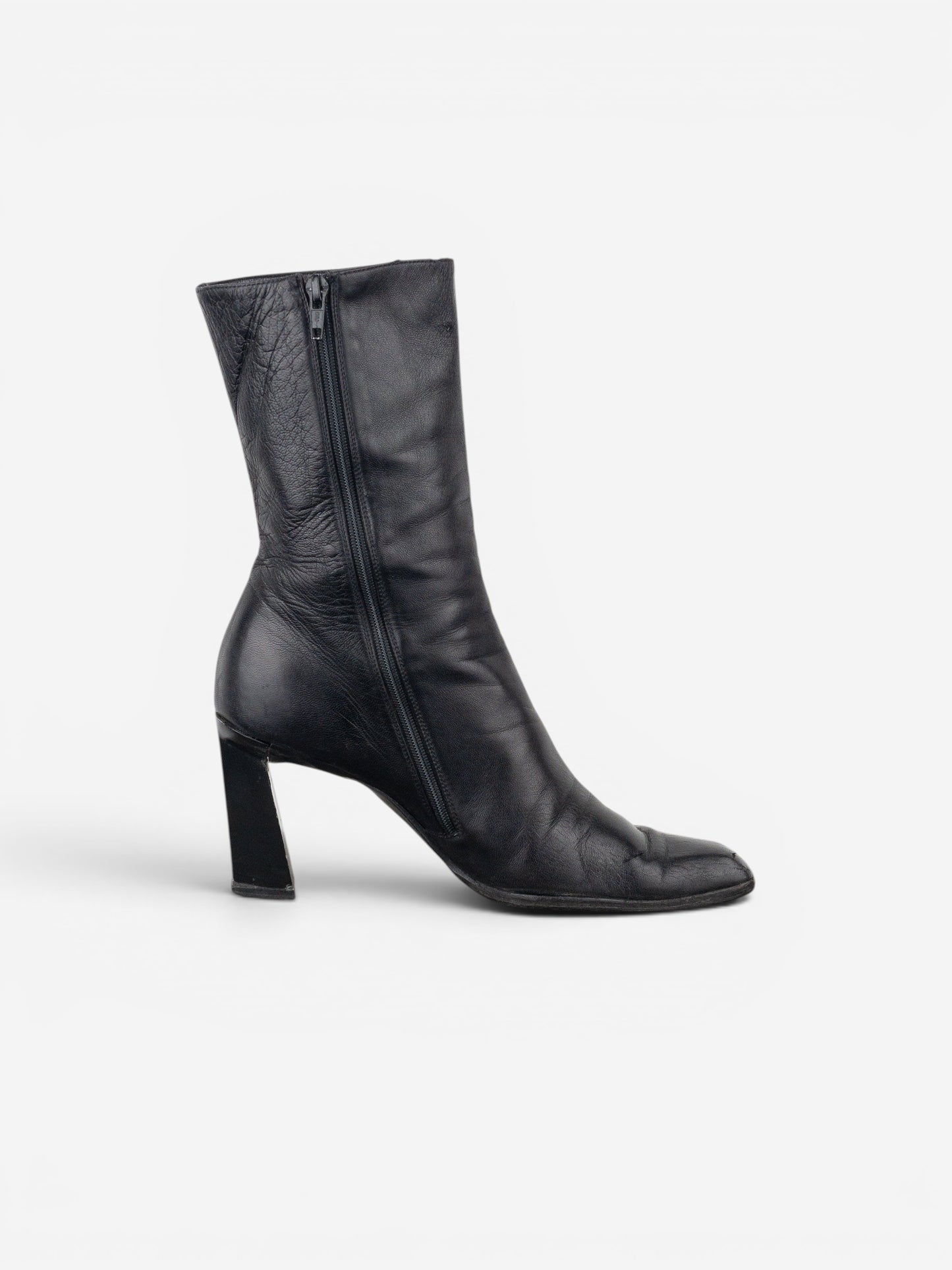 Prada AW99 Square-Toe Sculptural Ankle Heel Boots – photo 4
