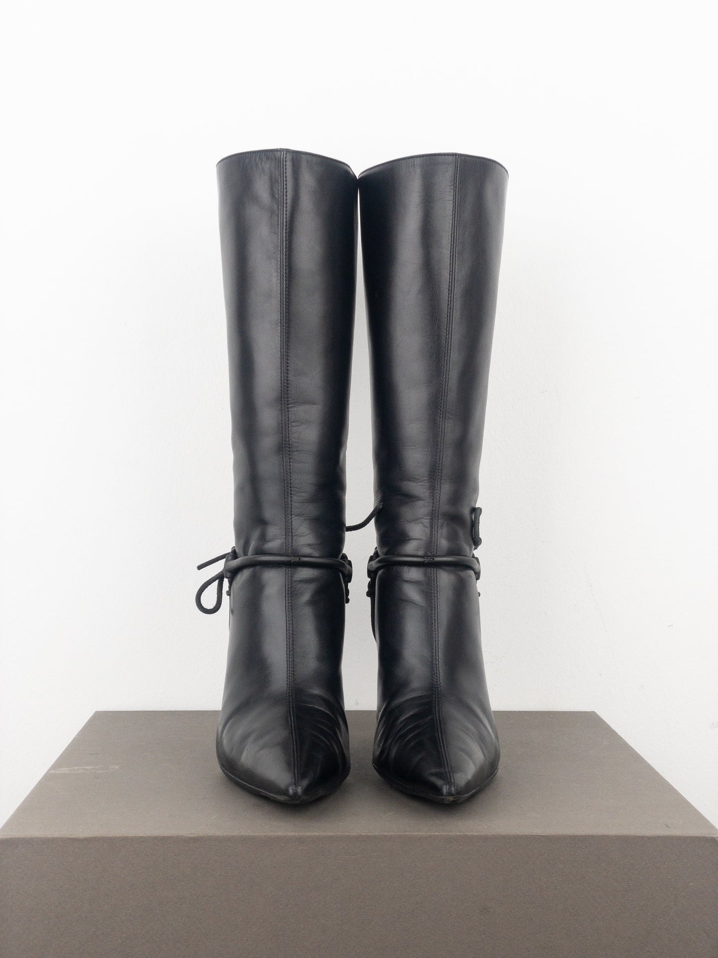 Gucci by Tom Ford AW99 Horsebit Stirrup Harness Riding Heel Boots