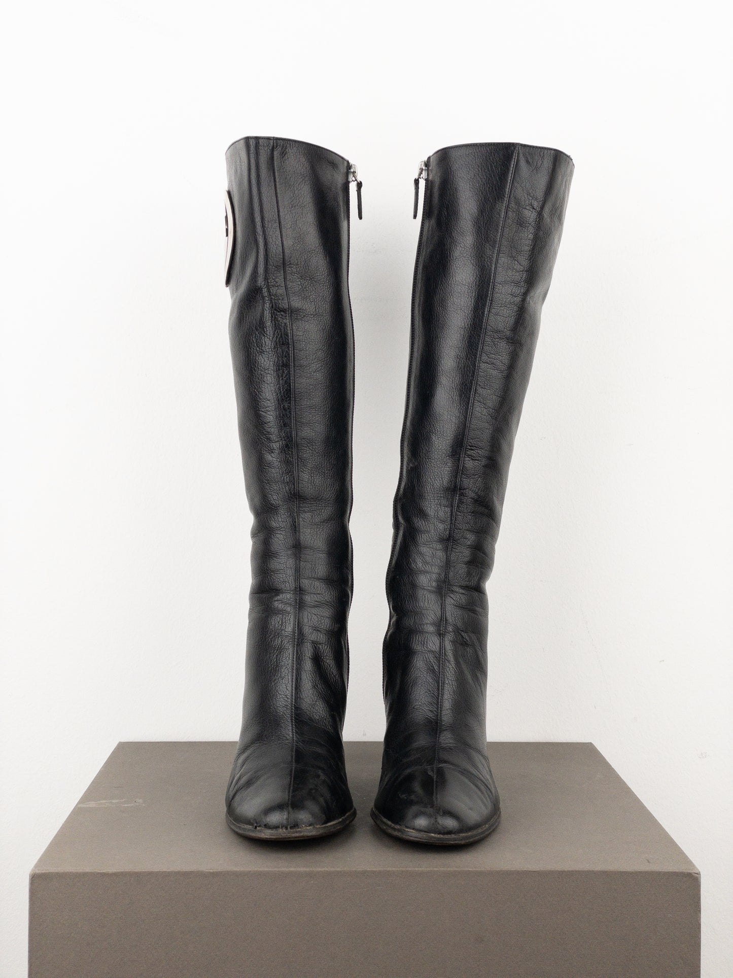 Gucci by Tom Ford AW99 Logo Cutout Riding Heel Boots